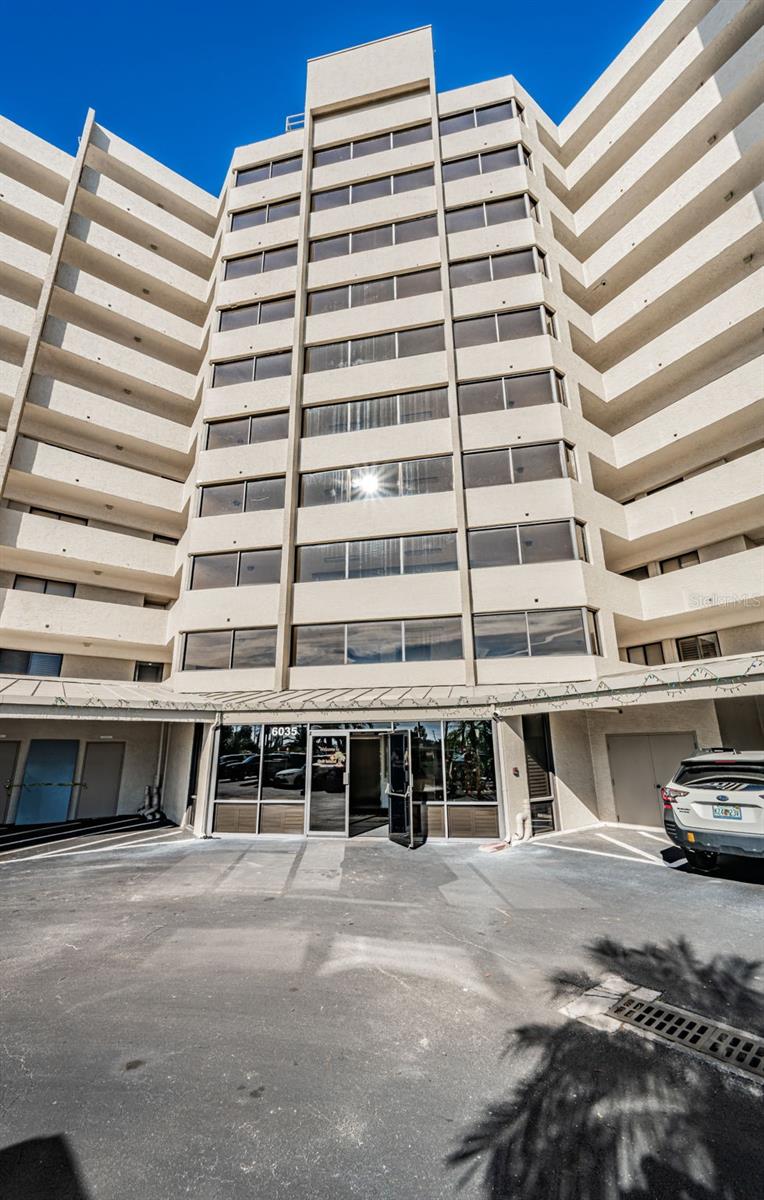 Image 9 of 39 For 6035 Sea Ranch Drive 505