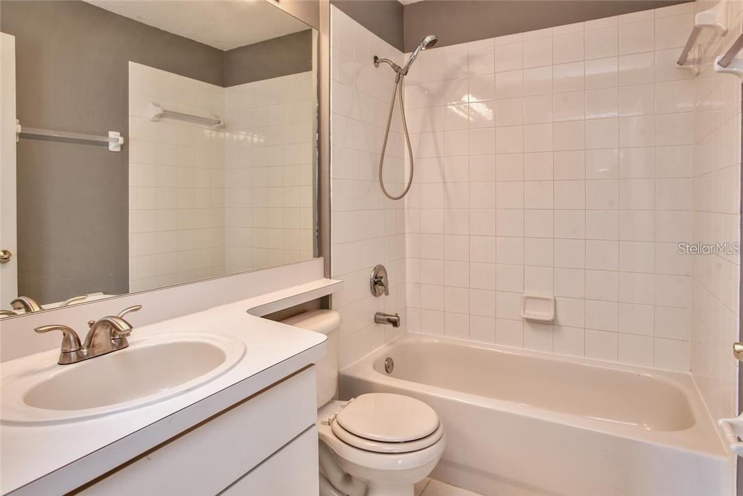 Listing photo id 13 for 8816 Sea Island Way