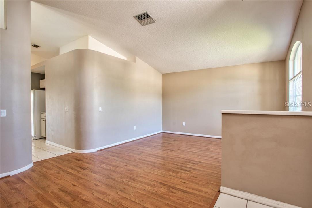 Listing photo id 0 for 8816 Sea Island Way