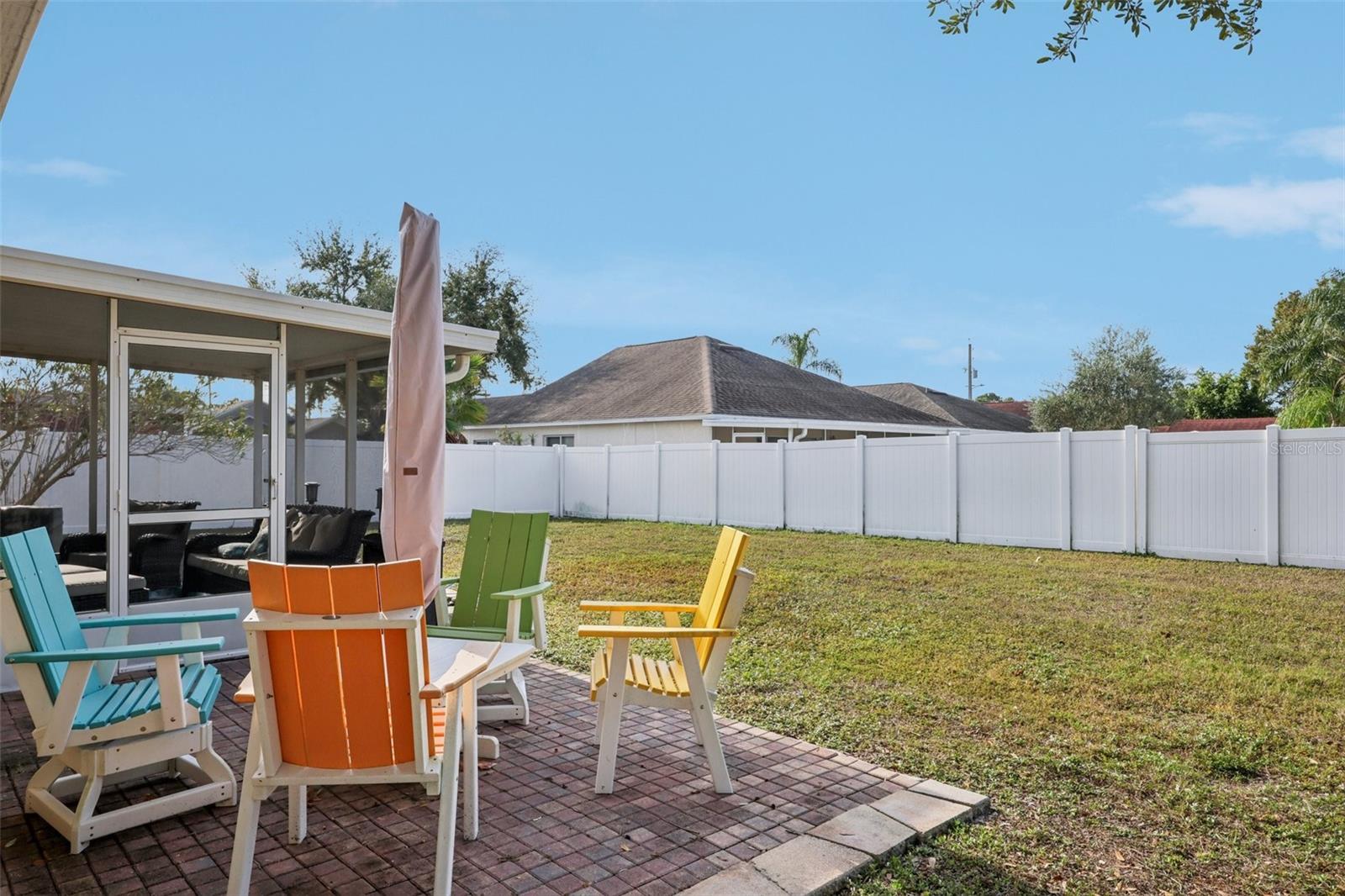 Listing photo id 20 for 8816 Sea Island Way