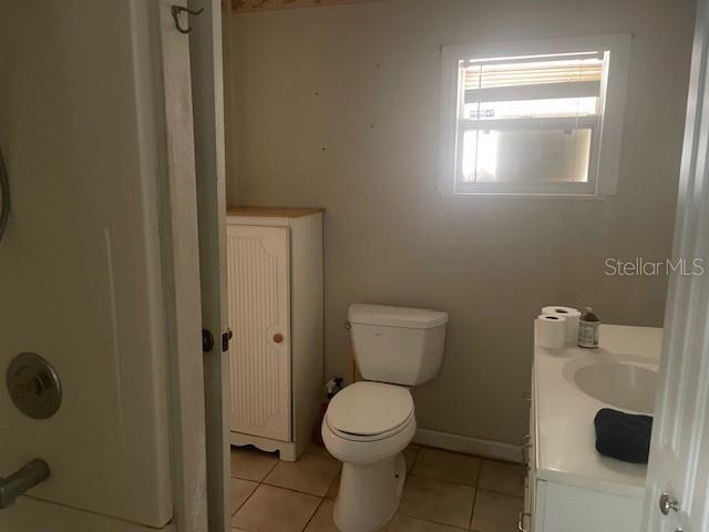 Listing photo id 9 for 2950 64th Avenue N