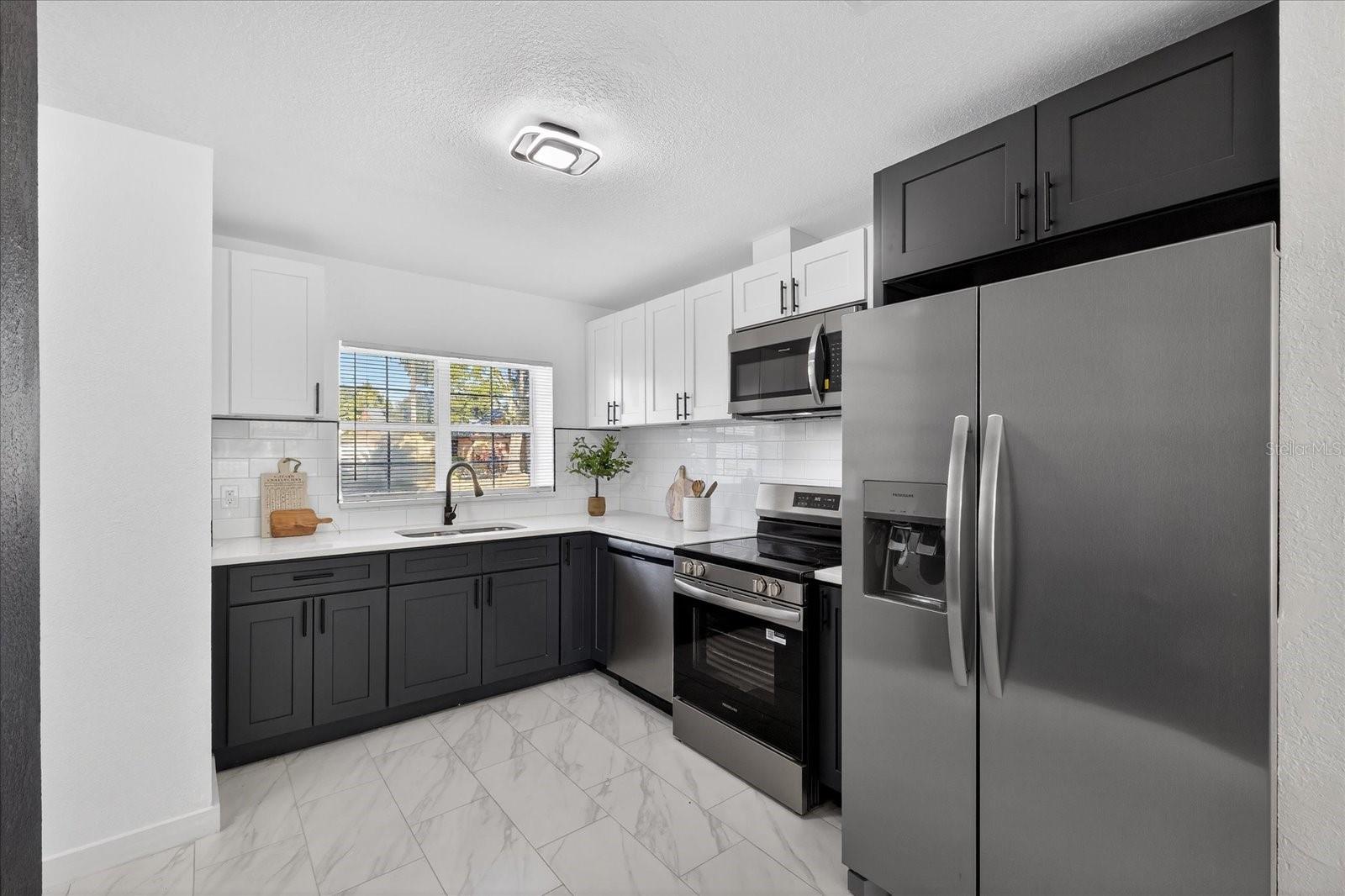 Image 15 of 33 For 7819 Chaperon Court