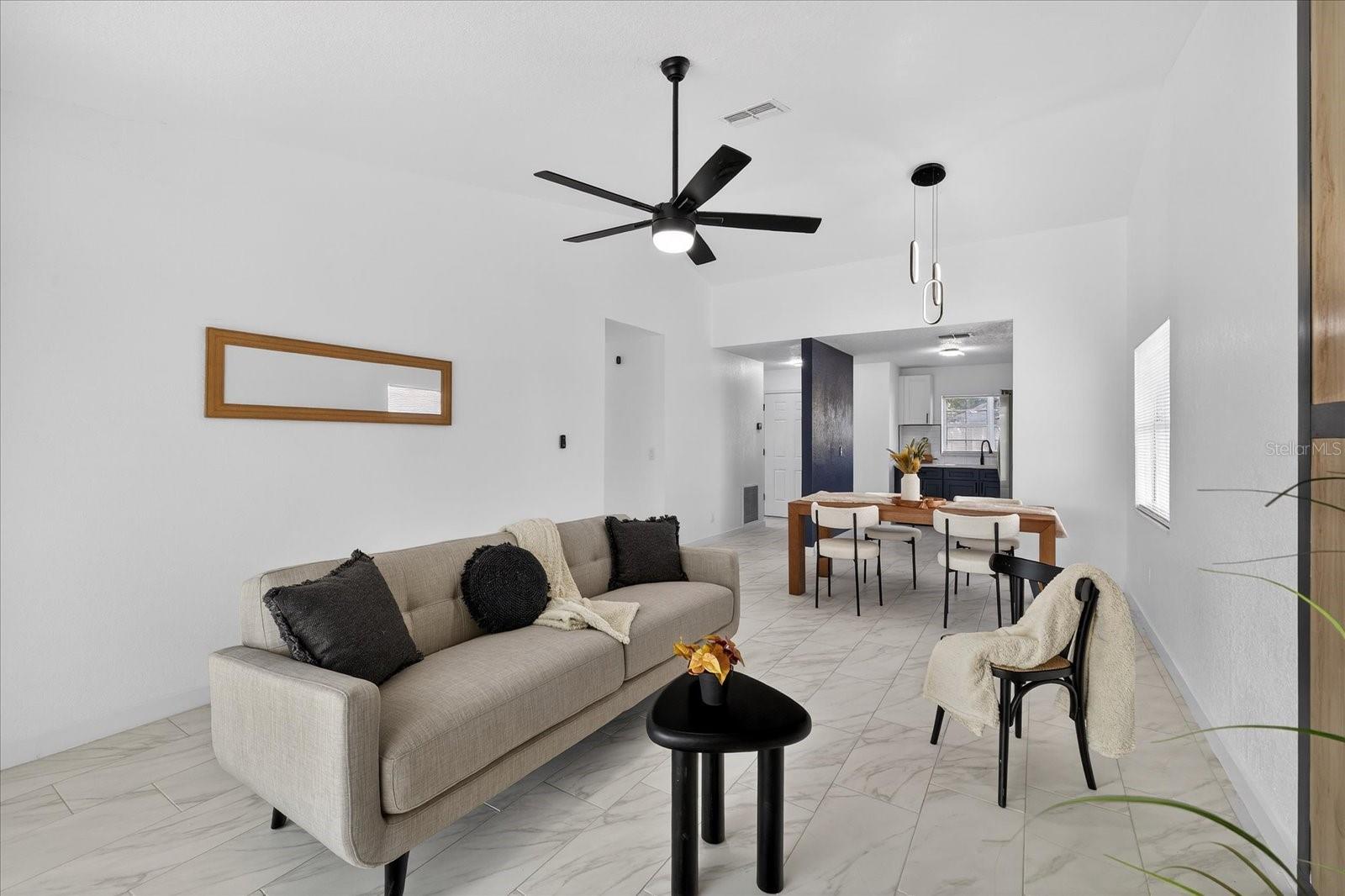 Image 18 of 33 For 7819 Chaperon Court