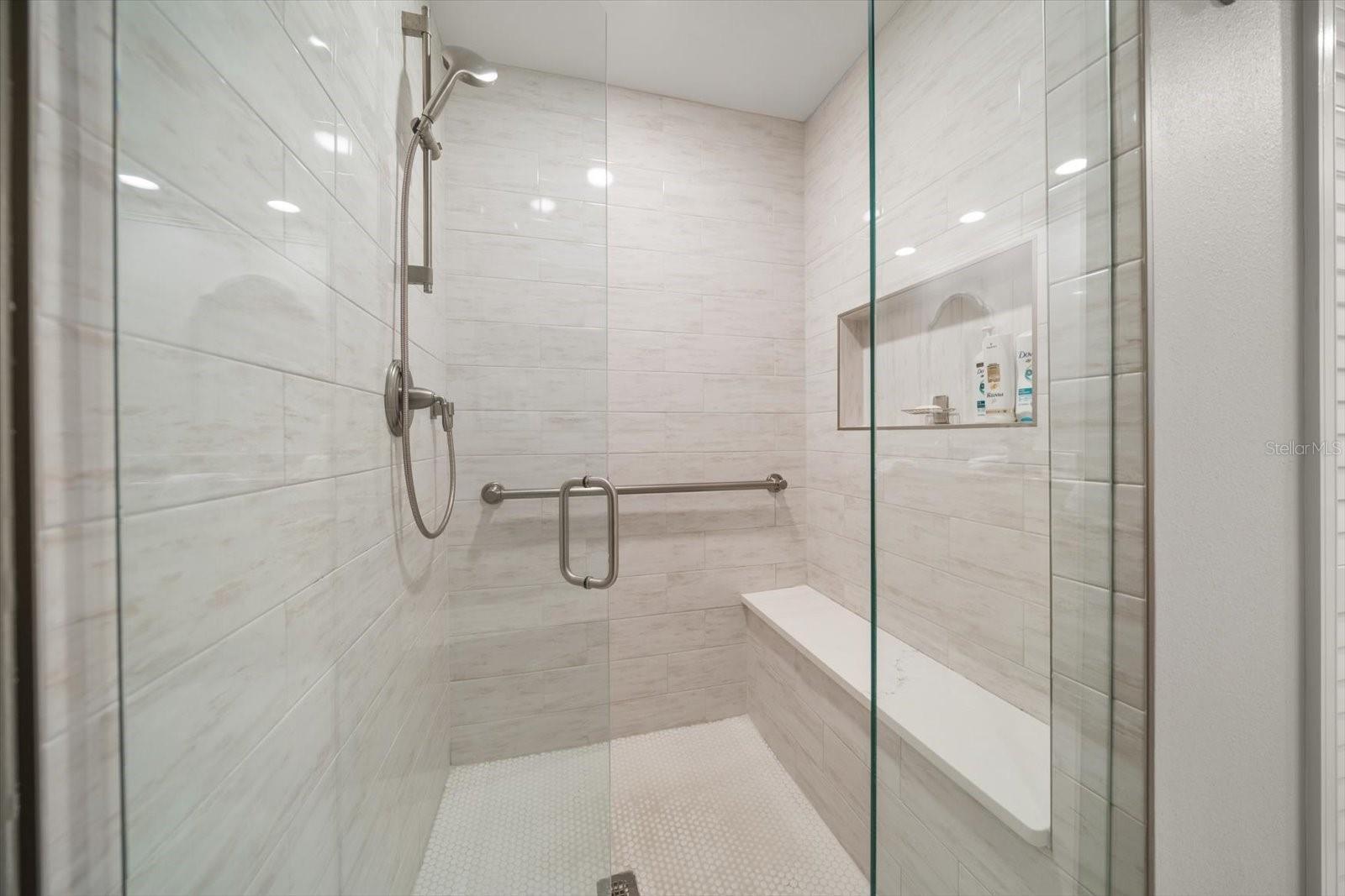 Image 43 of 80 For 49 Pelican Place