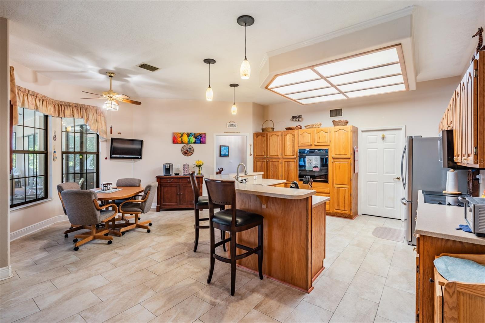 Image 12 of 45 For 1925 Schaer Way