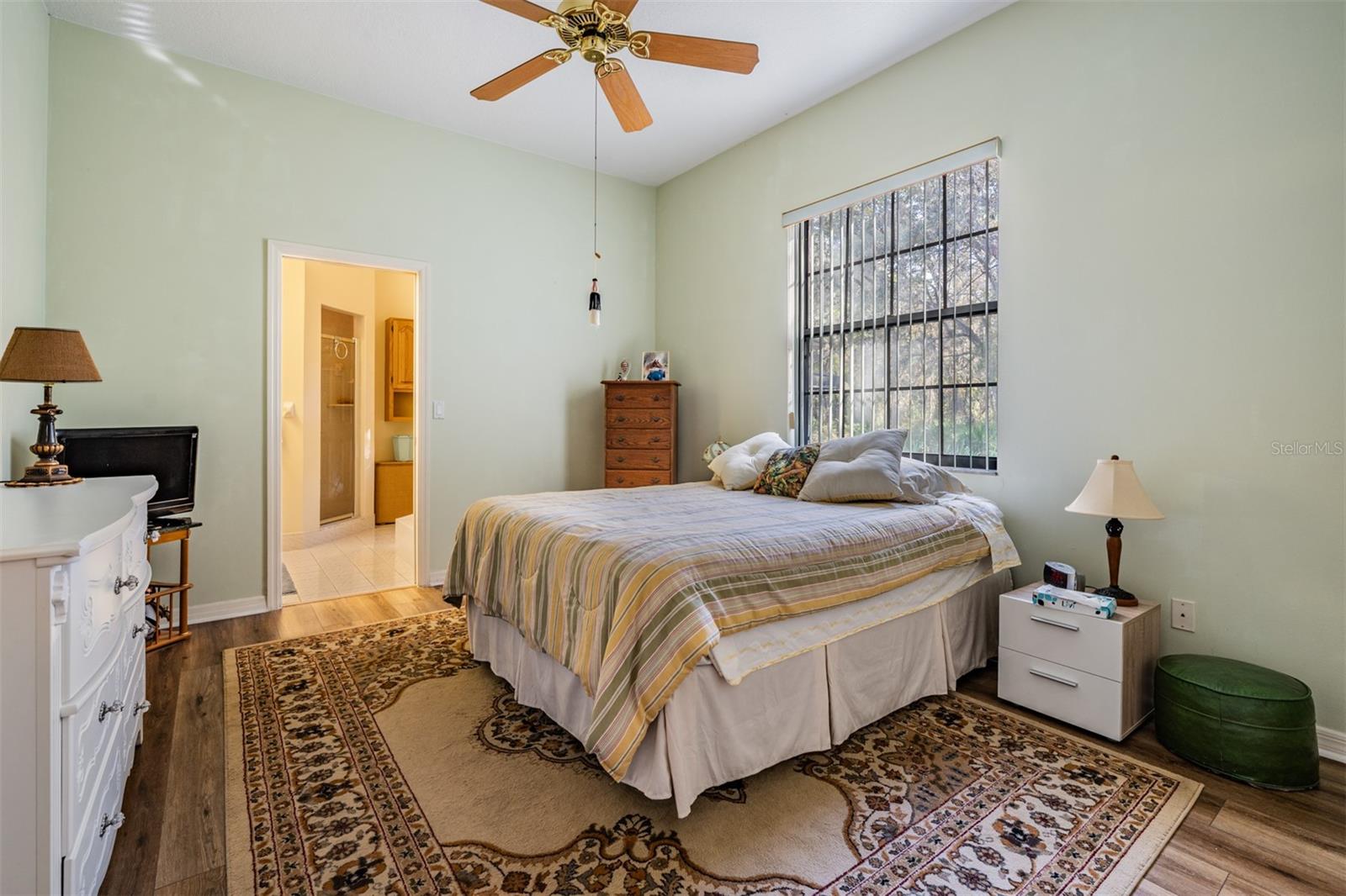 Image 30 of 45 For 1925 Schaer Way