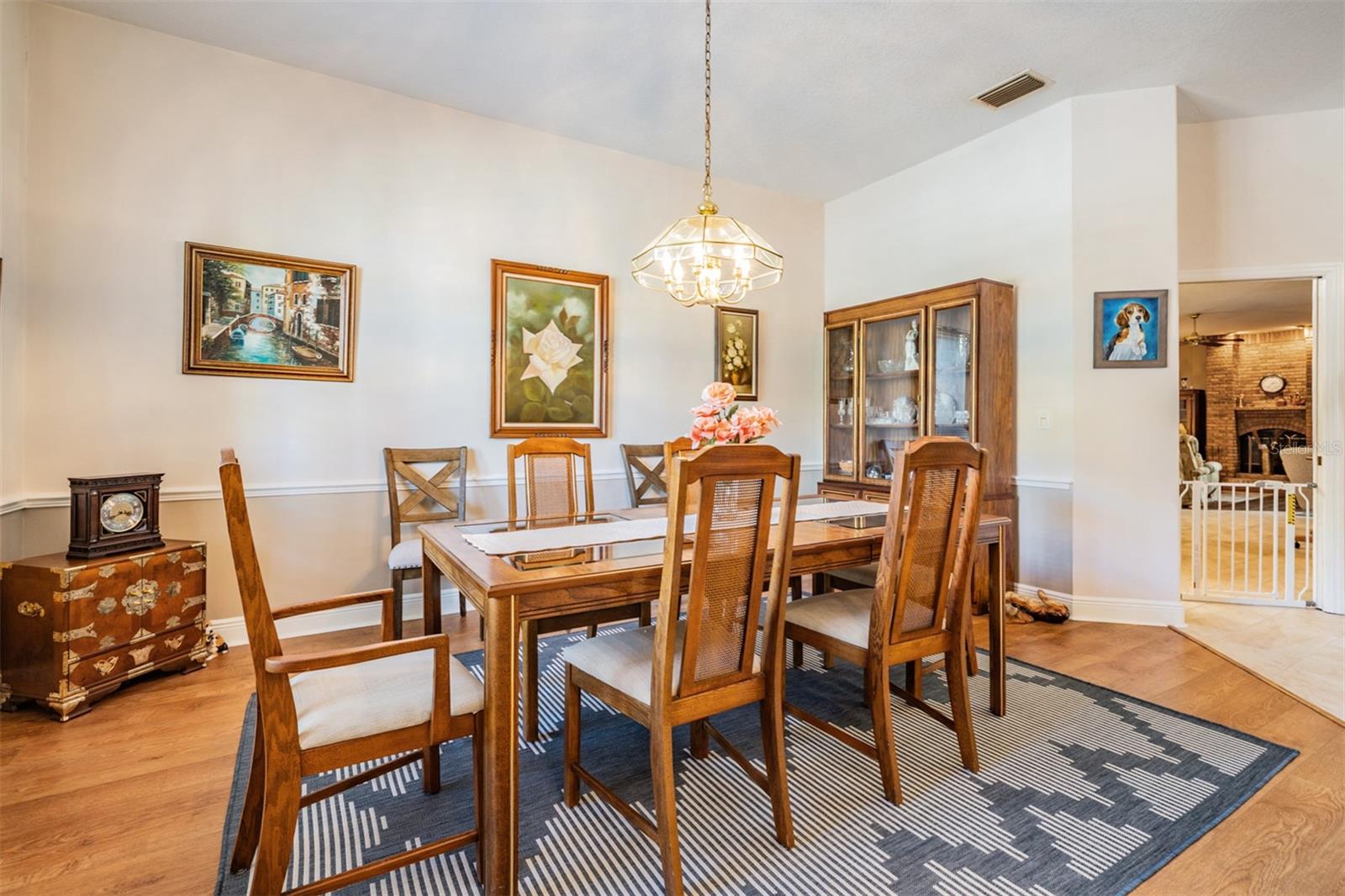 Image 6 of 45 For 1925 Schaer Way