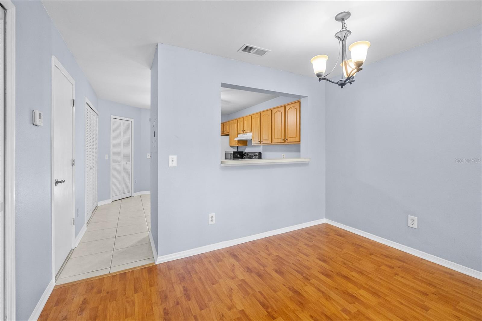 Image 9 of 48 For 5100 Burchette Road 4102