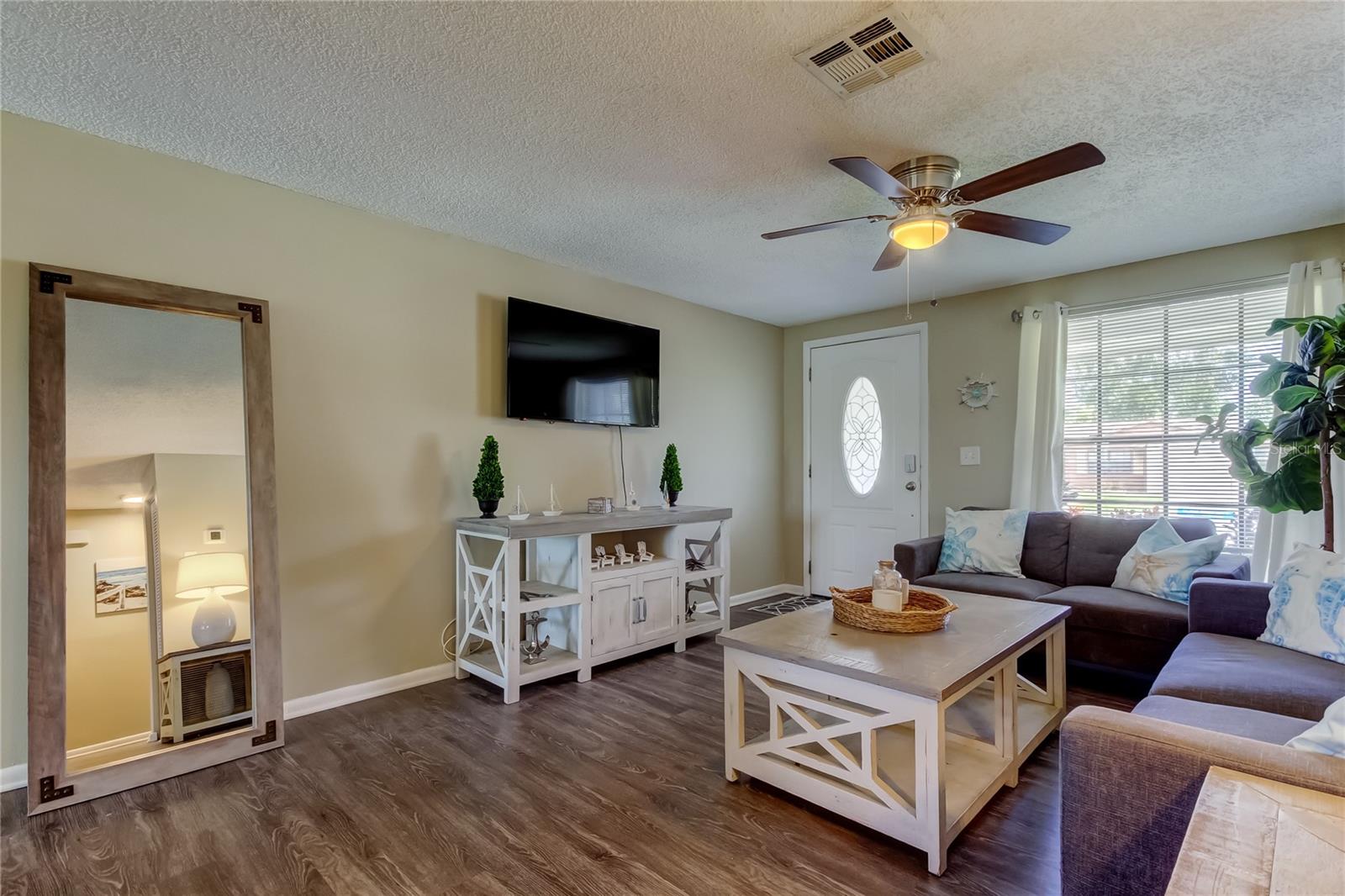 Image 4 of 48 For 12529 Mondragon Drive