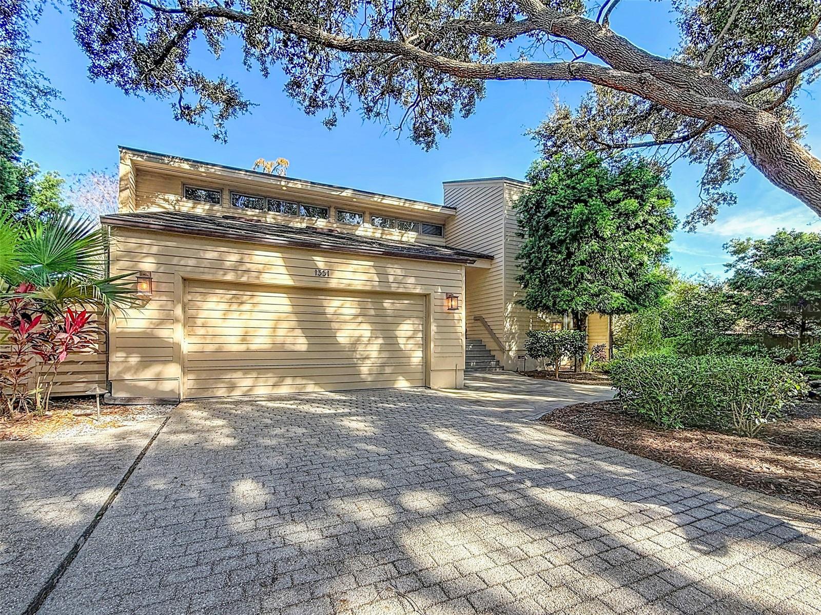 Image 10 of 80 For 1351 Willow Brook Drive