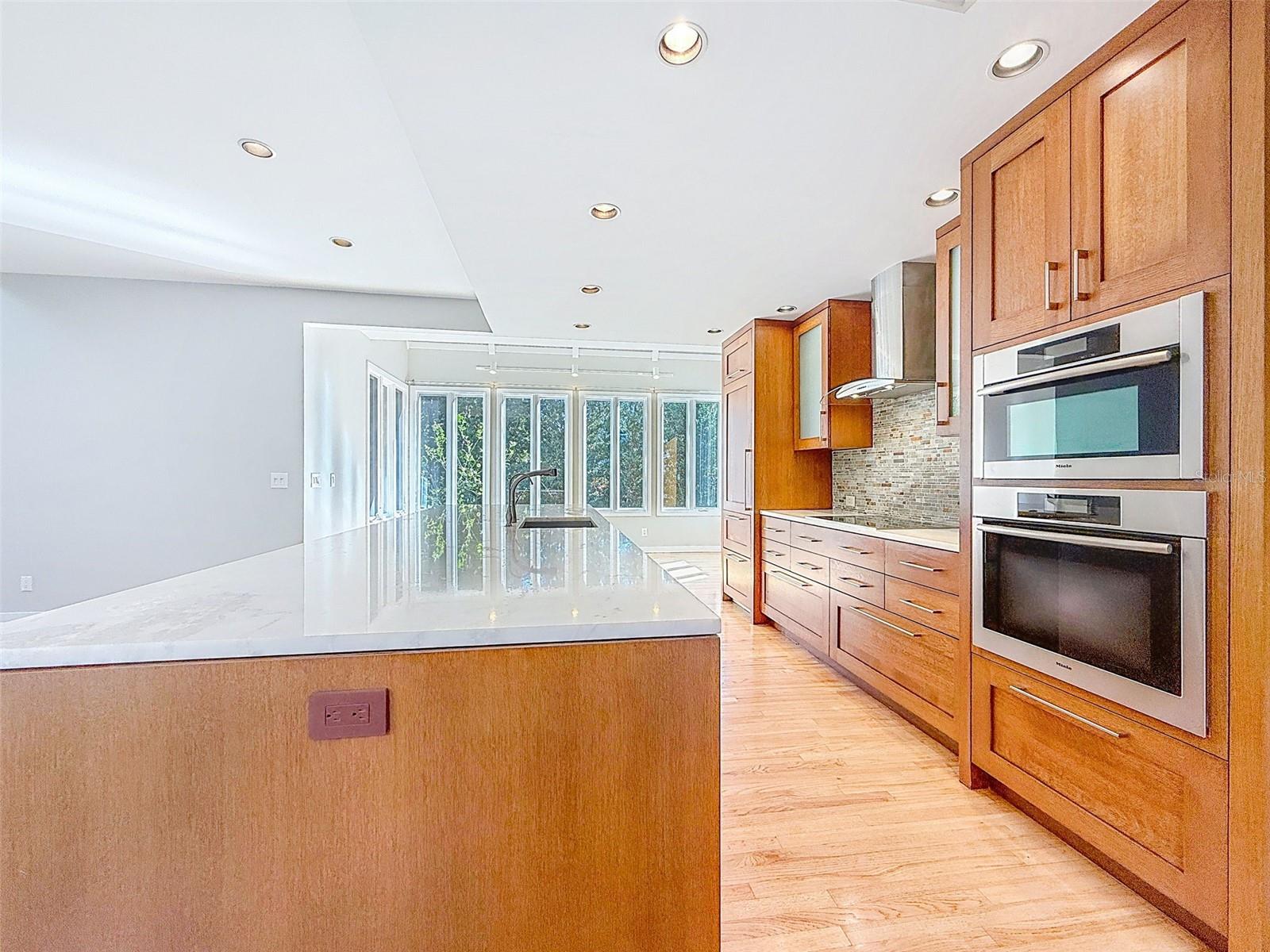 Image 21 of 80 For 1351 Willow Brook Drive