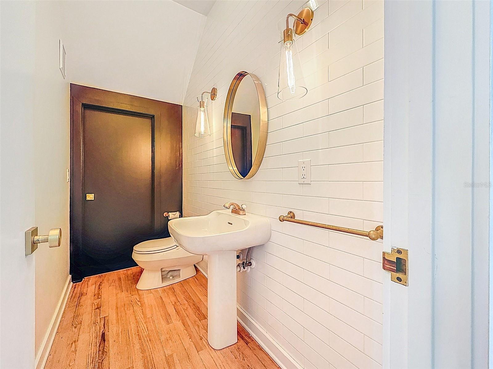 Image 31 of 80 For 1351 Willow Brook Drive