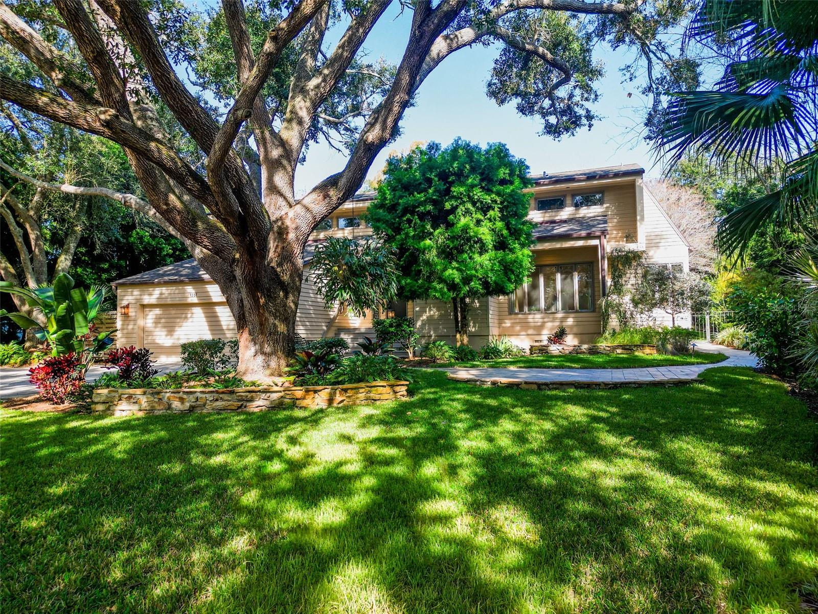 Image 8 of 80 For 1351 Willow Brook Drive