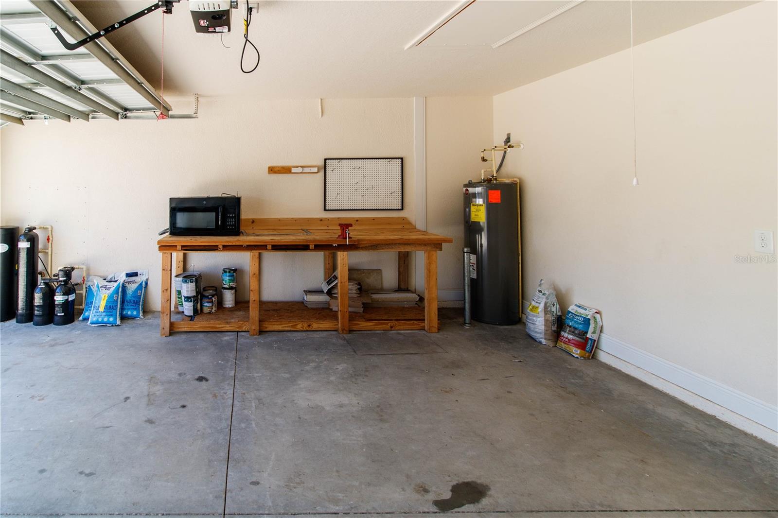 Listing photo id 30 for 13541 Niti Drive