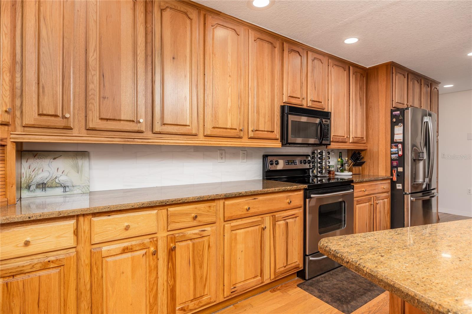 Image 12 of 47 For 22481 Southshore Drive