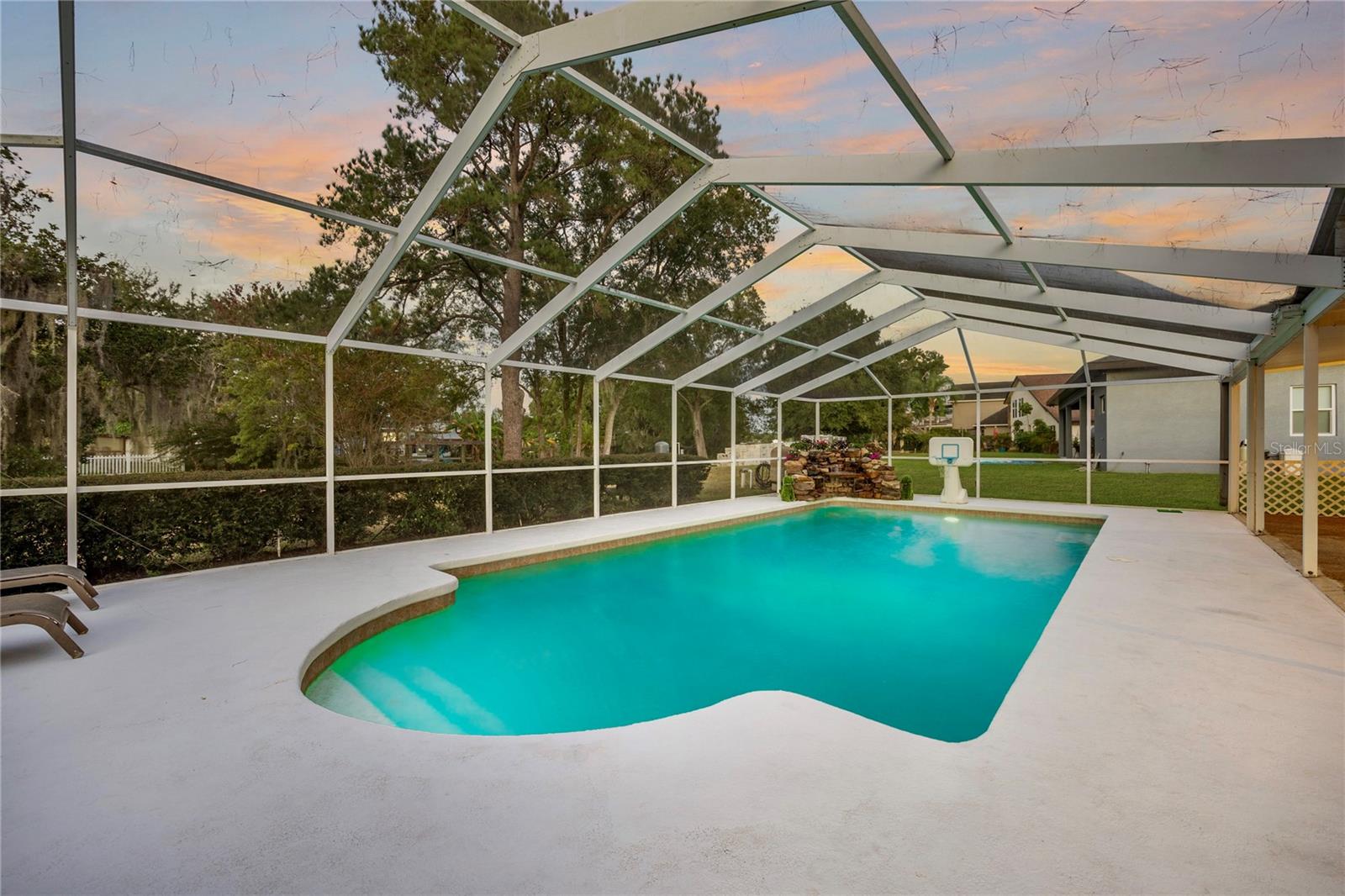 Image 2 of 47 For 22481 Southshore Drive