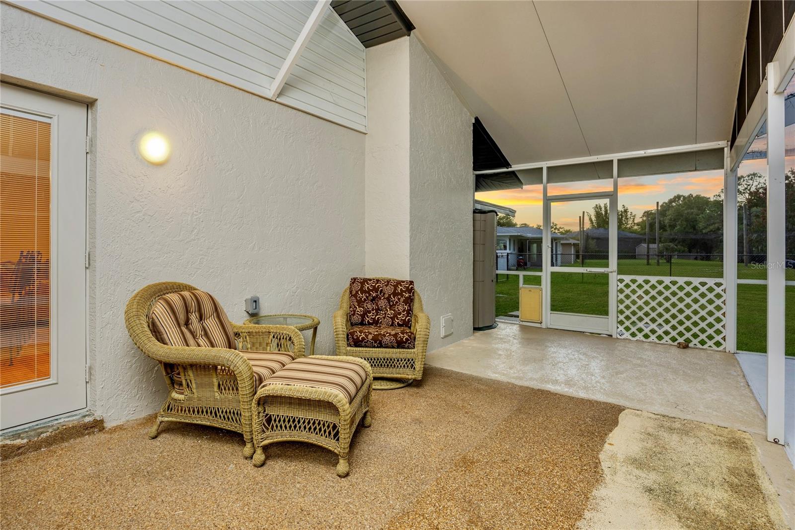 Image 34 of 47 For 22481 Southshore Drive