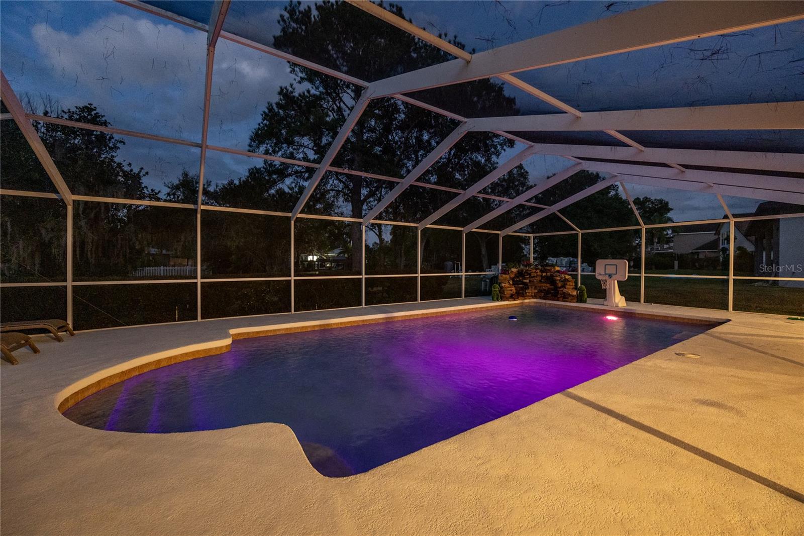 Image 37 of 47 For 22481 Southshore Drive