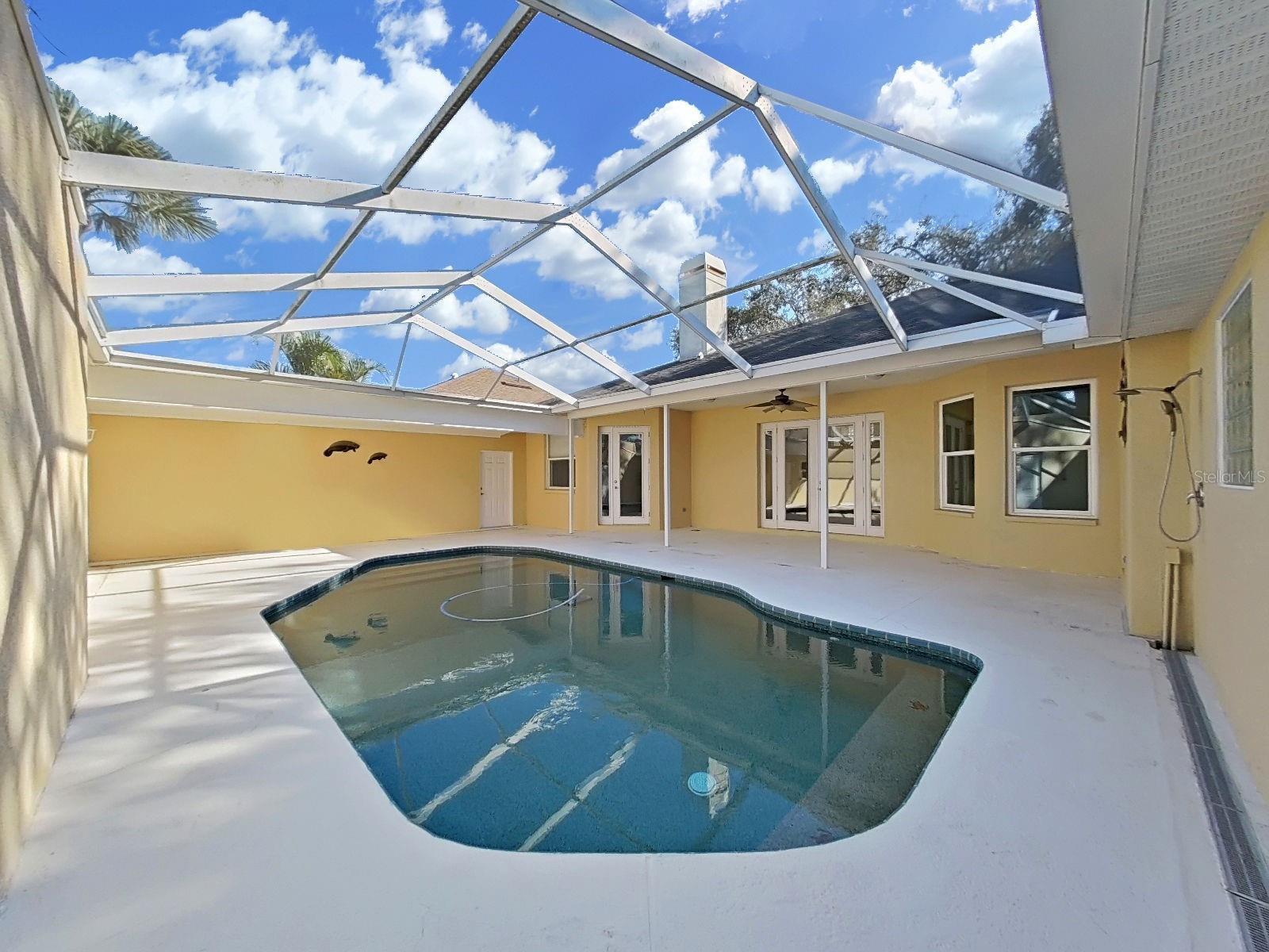 Image 26 of 35 For 14595 Oliver Street