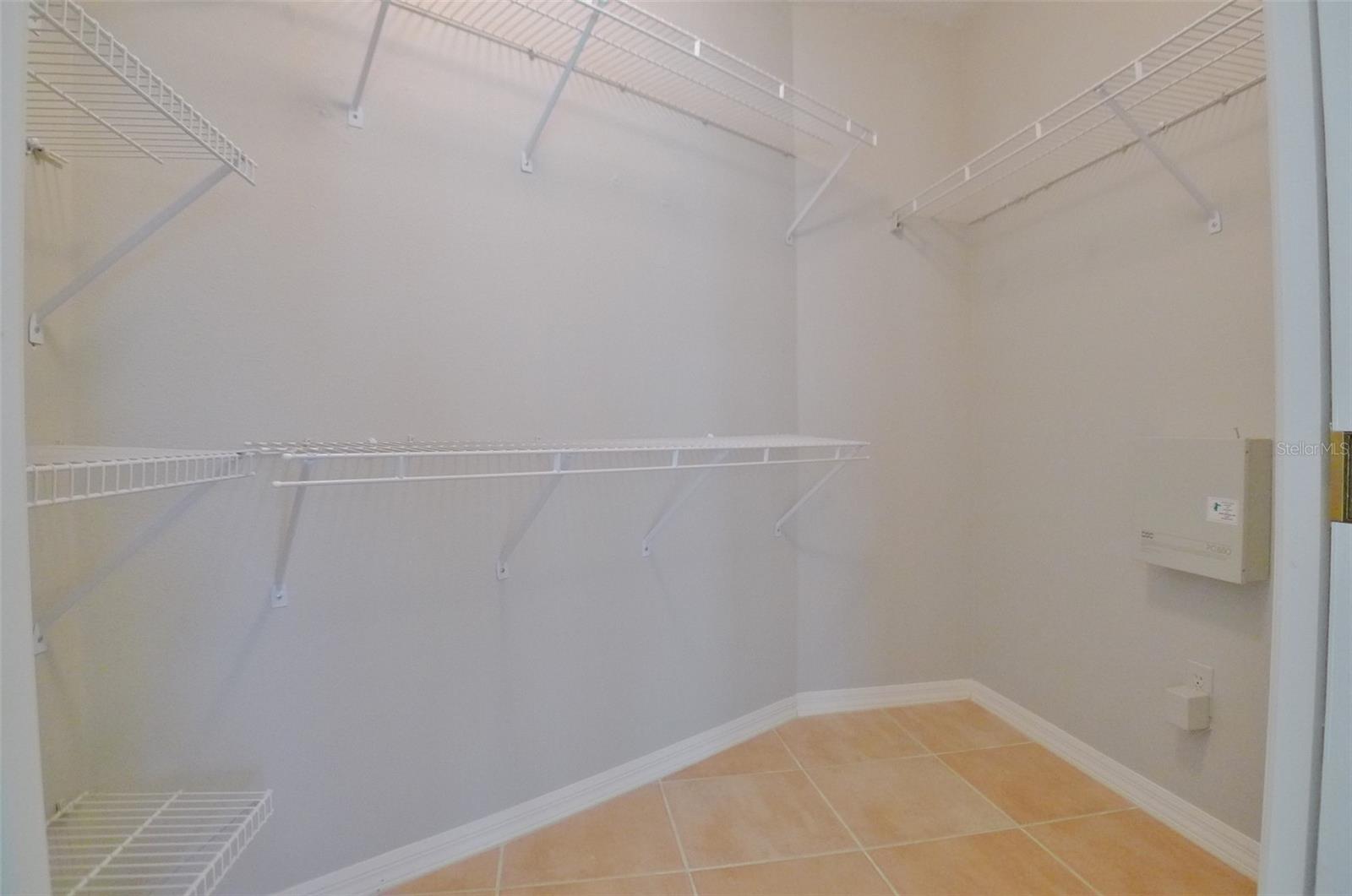 Image 16 of 20 For 1557 Scotch Pine Drive