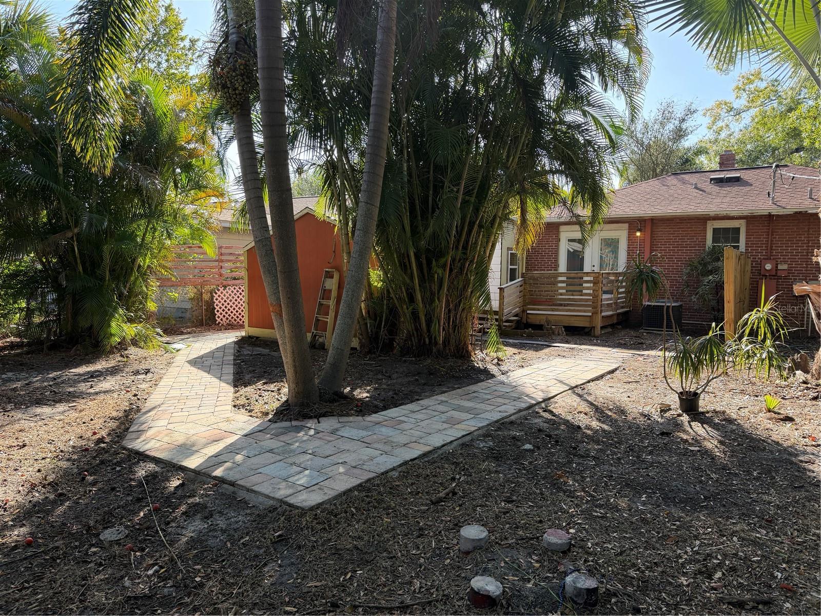 Image 10 of 13 For 3813 De Leon Street