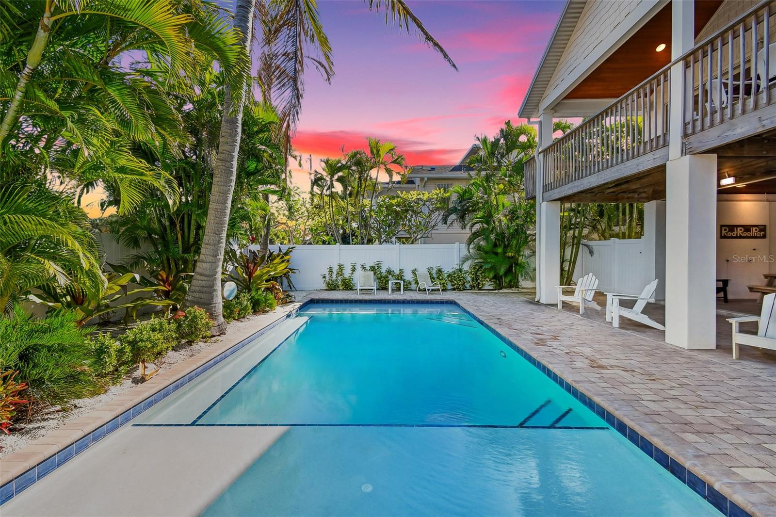 Image 2 of 81 For 612 Fern Street