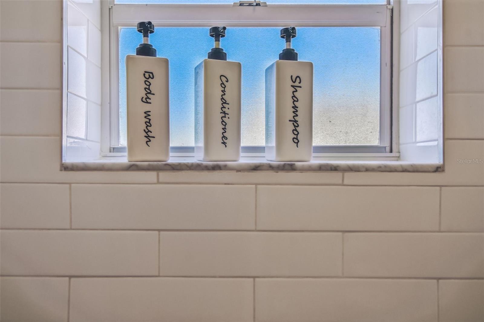 Image 33 of 81 For 612 Fern Street