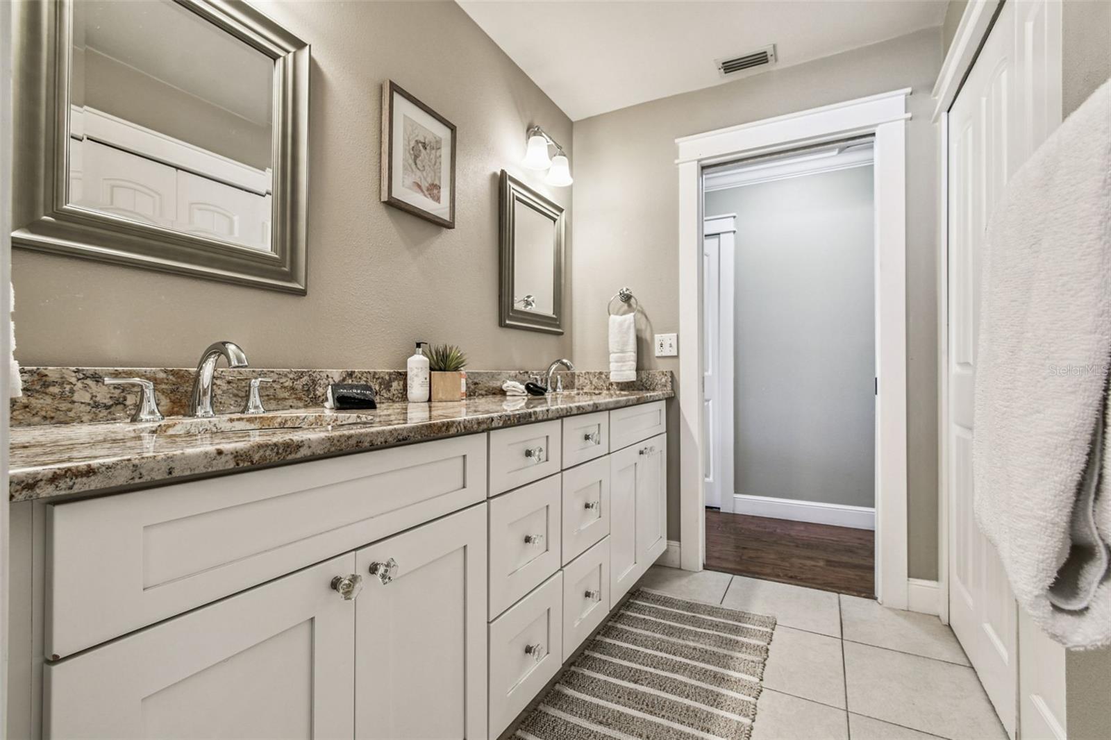 Image 34 of 81 For 612 Fern Street