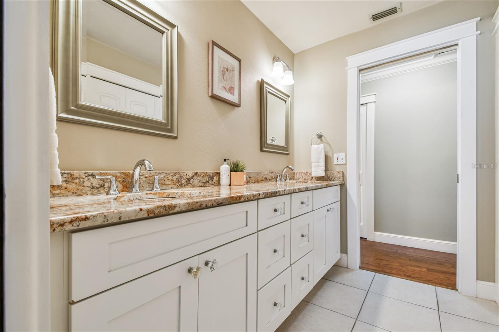 Image 39 of 81 For 612 Fern Street