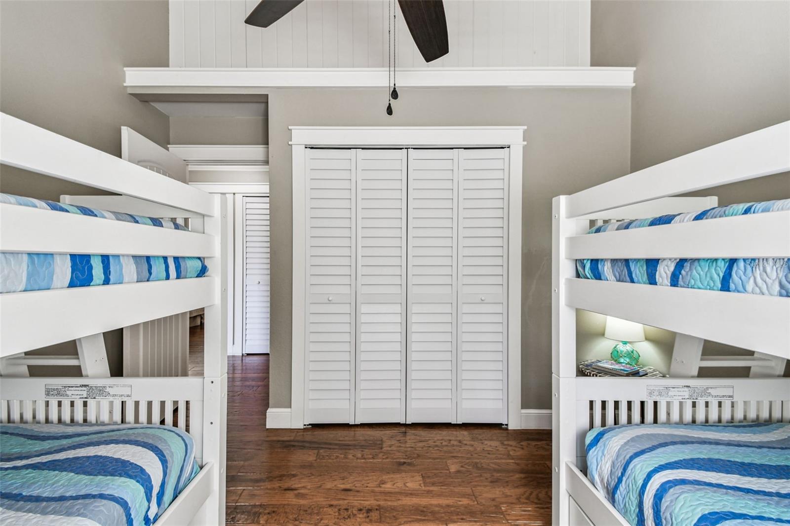 Image 42 of 81 For 612 Fern Street