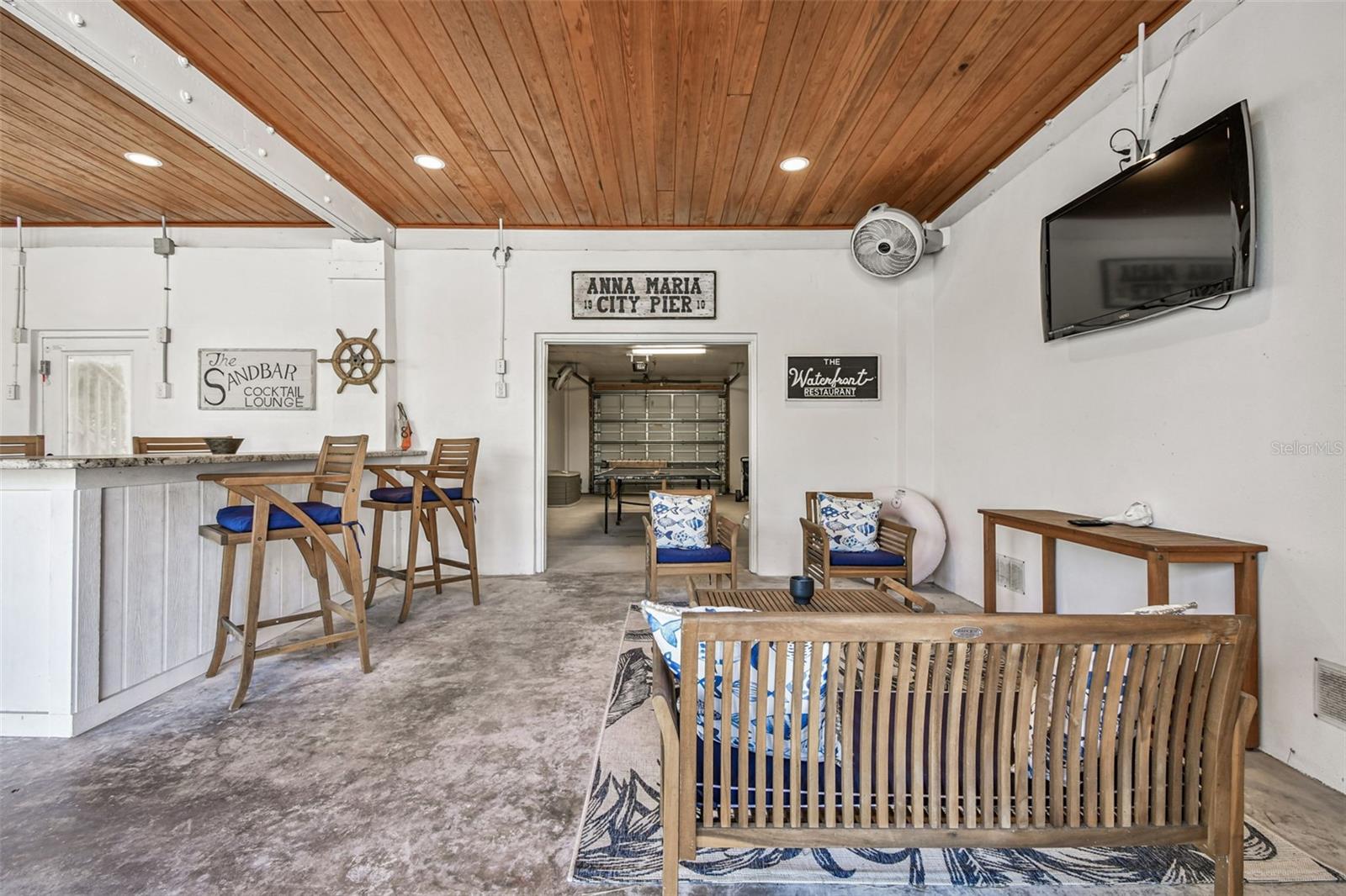 Image 50 of 81 For 612 Fern Street