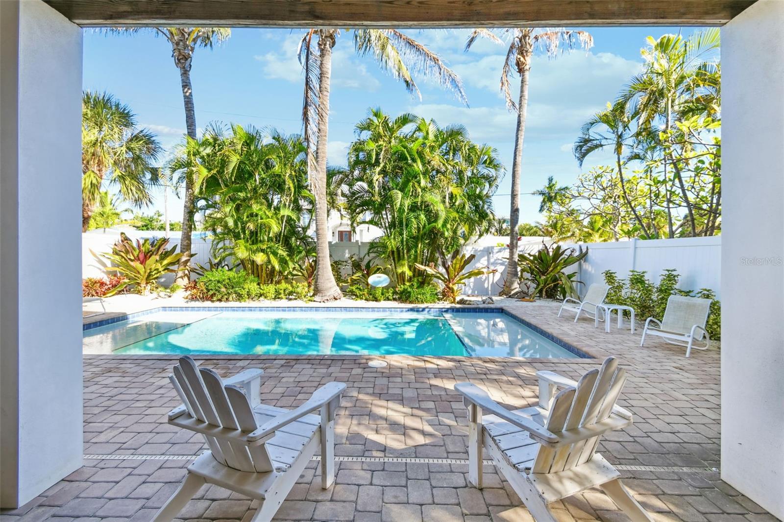 Image 56 of 81 For 612 Fern Street