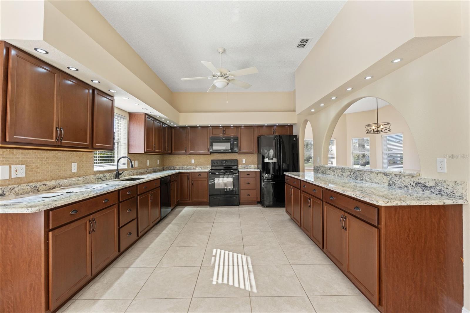 Image 29 of 79 For 9570 Southern Belle Drive