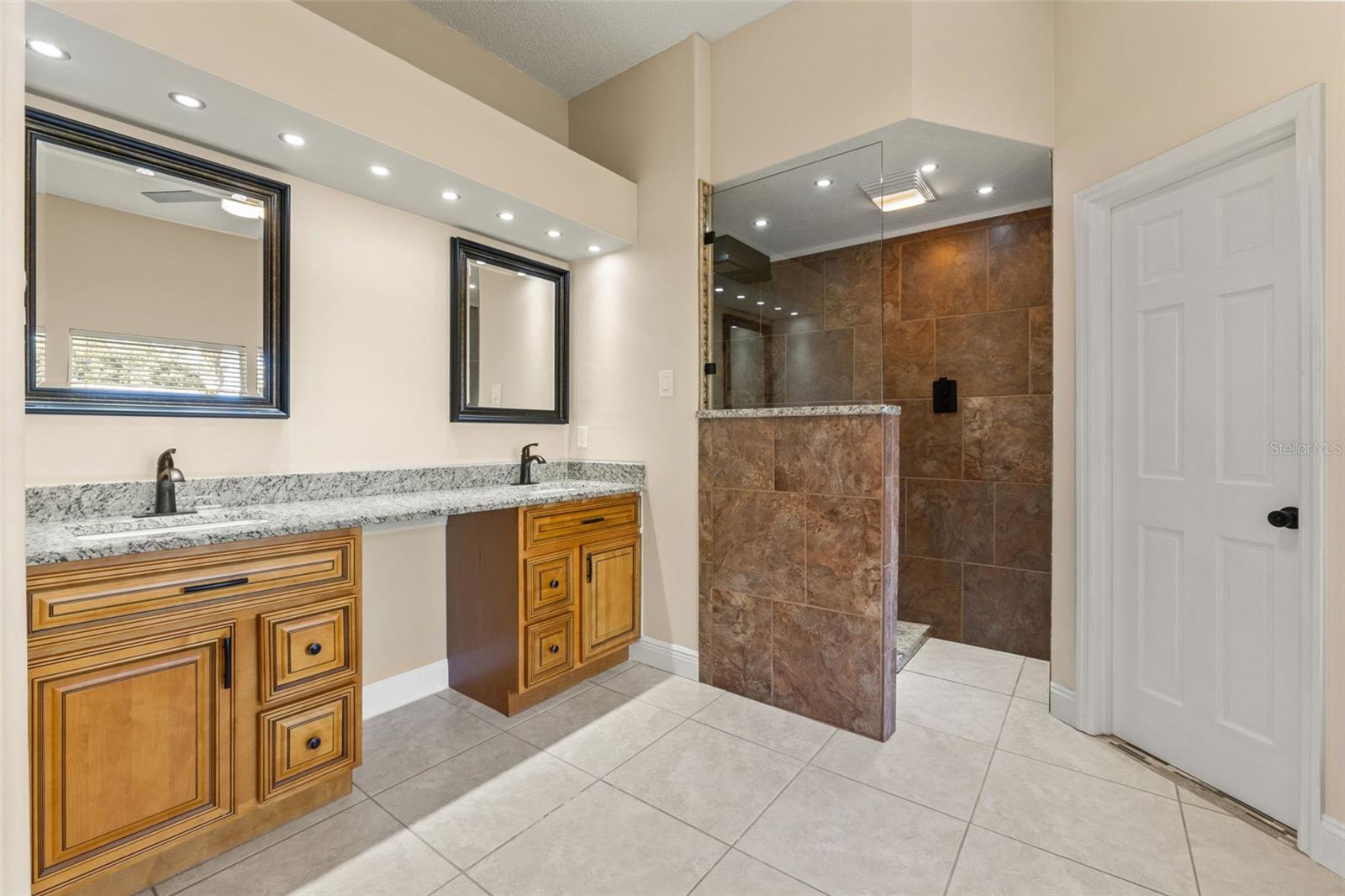 Image 64 of 79 For 9570 Southern Belle Drive