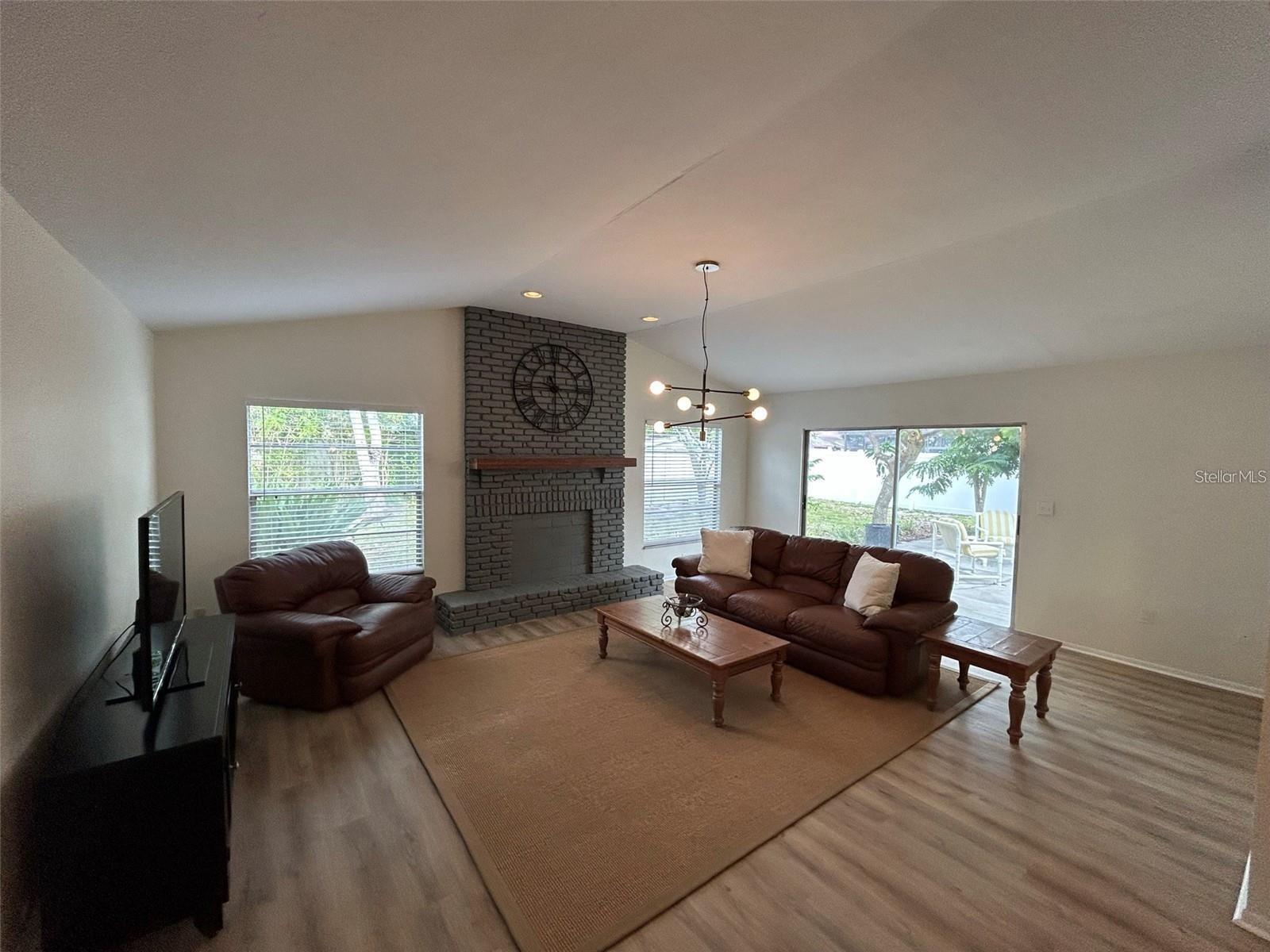 Image 10 of 28 For 6000 13th Street N