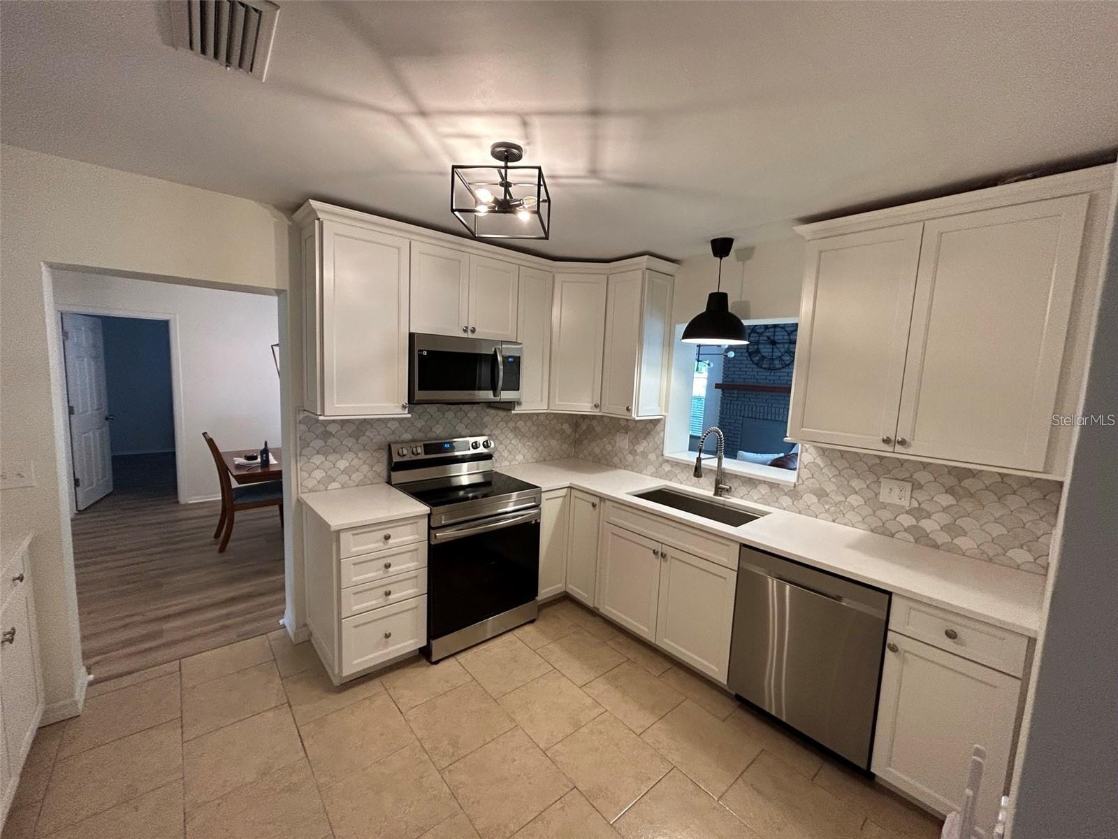 Image 6 of 28 For 6000 13th Street N