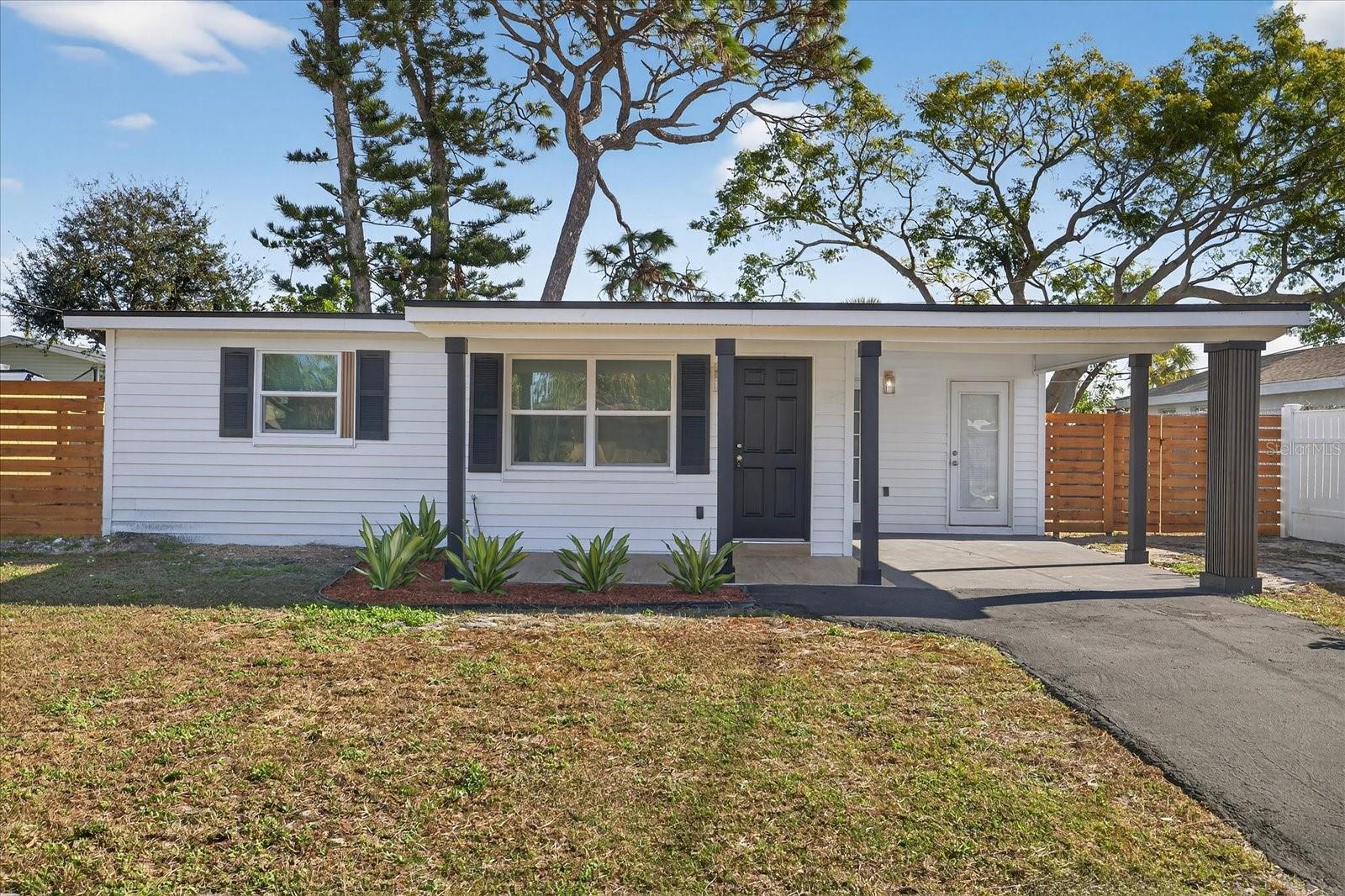 Details for 11197 102nd Lane, LARGO, FL 33773