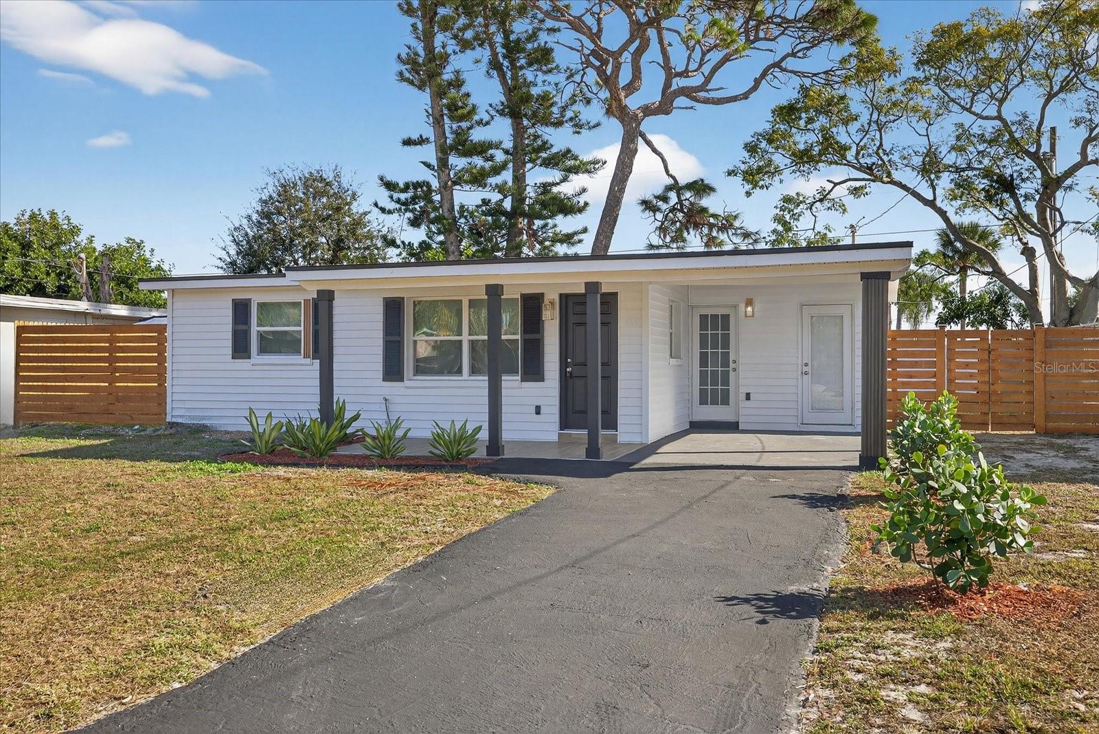 Image 2 of 31 For 11197 102nd Lane