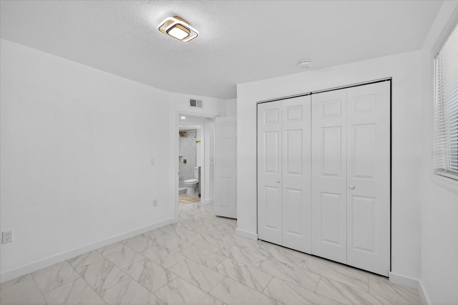 Image 23 of 31 For 11197 102nd Lane