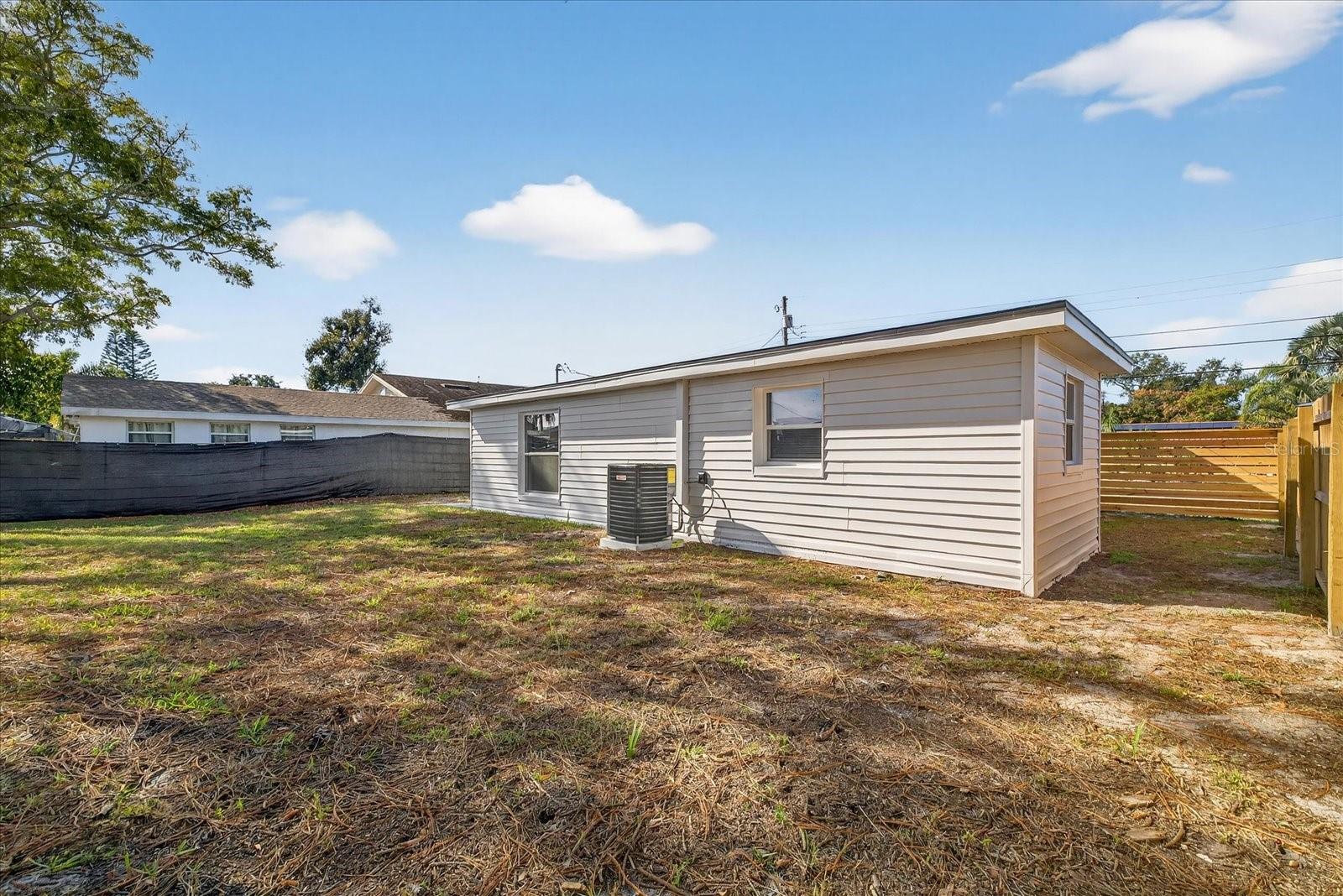 Image 9 of 31 For 11197 102nd Lane