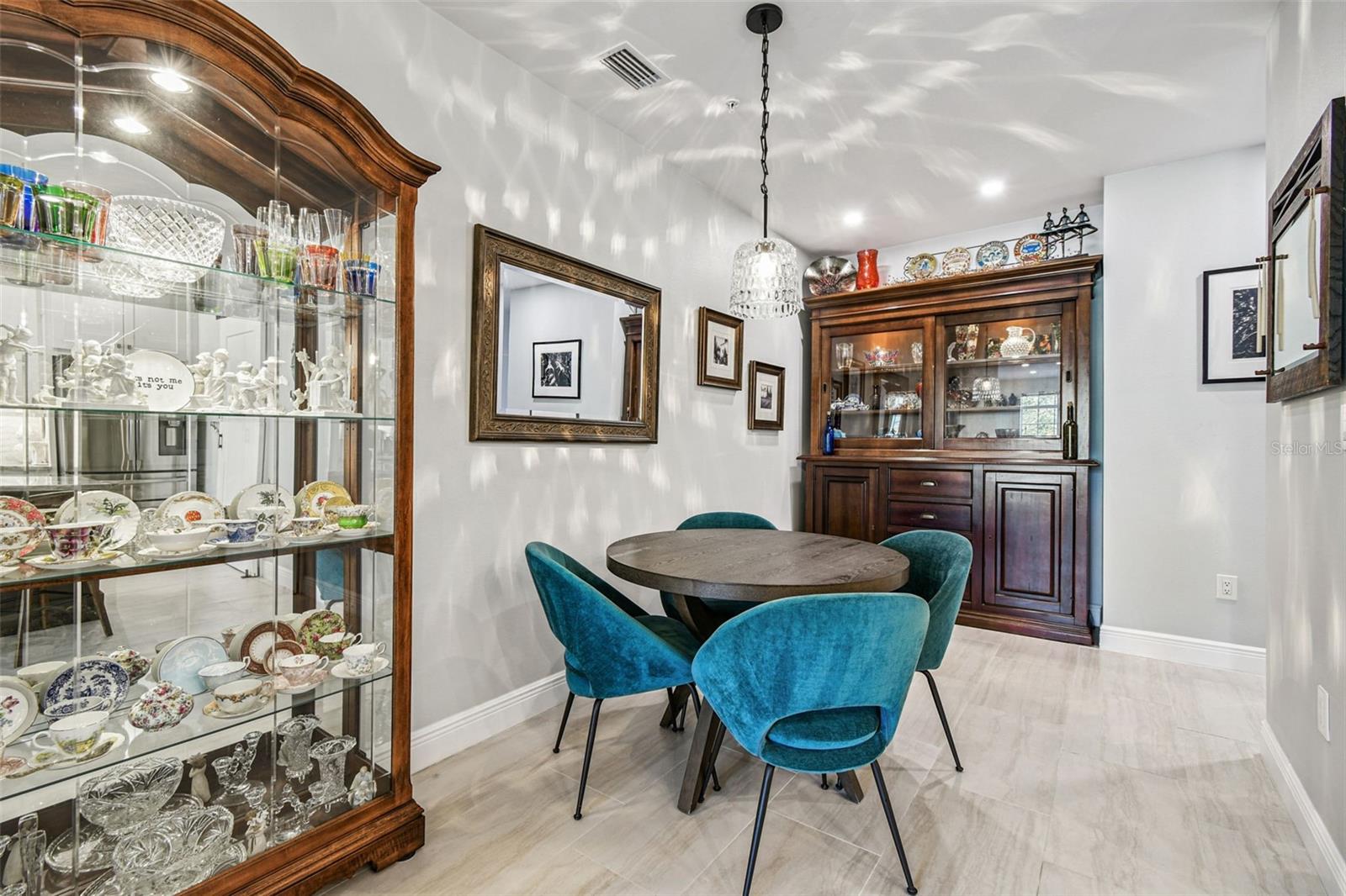 Image 11 of 92 For 6331 Sunset Bay Circle