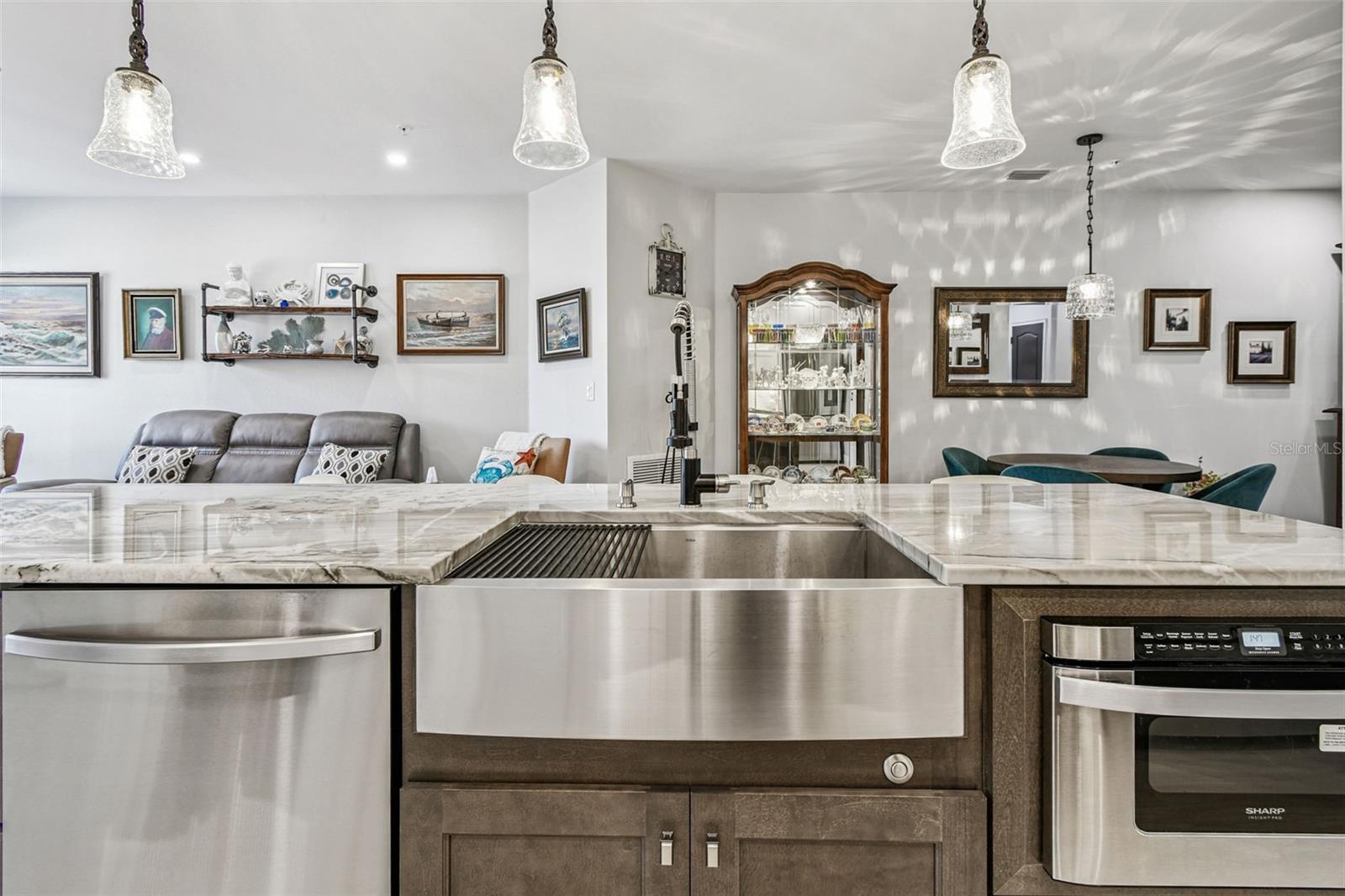 Image 17 of 92 For 6331 Sunset Bay Circle