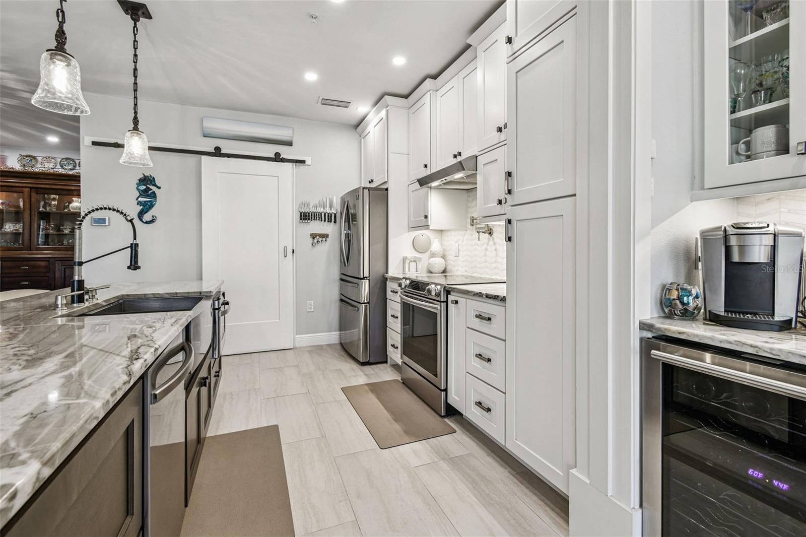 Image 18 of 92 For 6331 Sunset Bay Circle