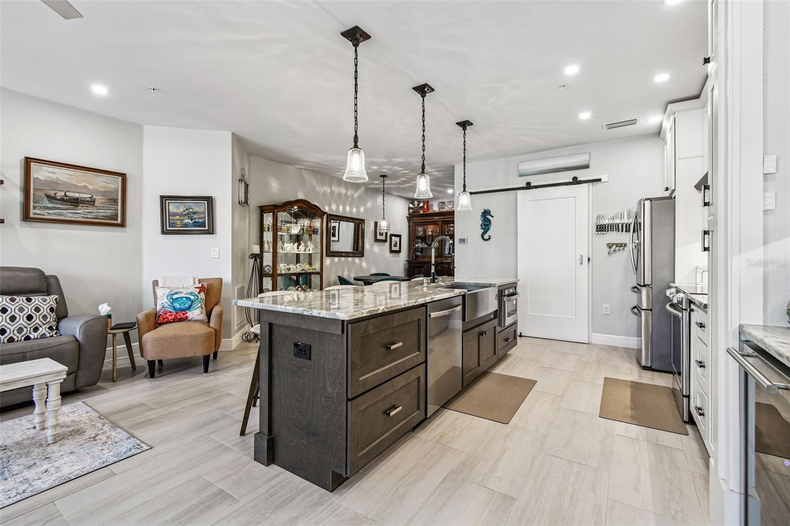 Image 19 of 92 For 6331 Sunset Bay Circle