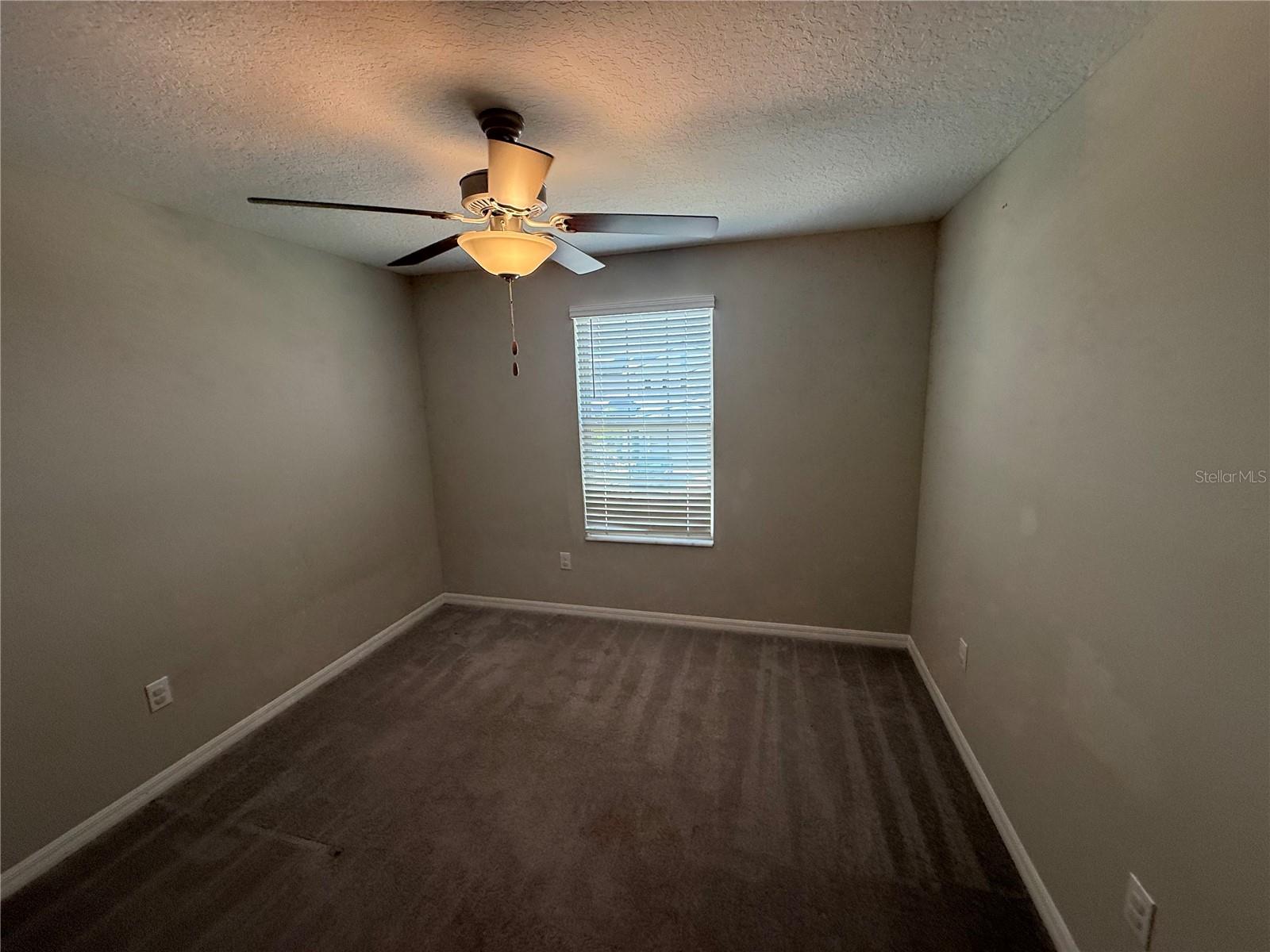 Listing photo id 17 for 9423 Channing Hill Drive