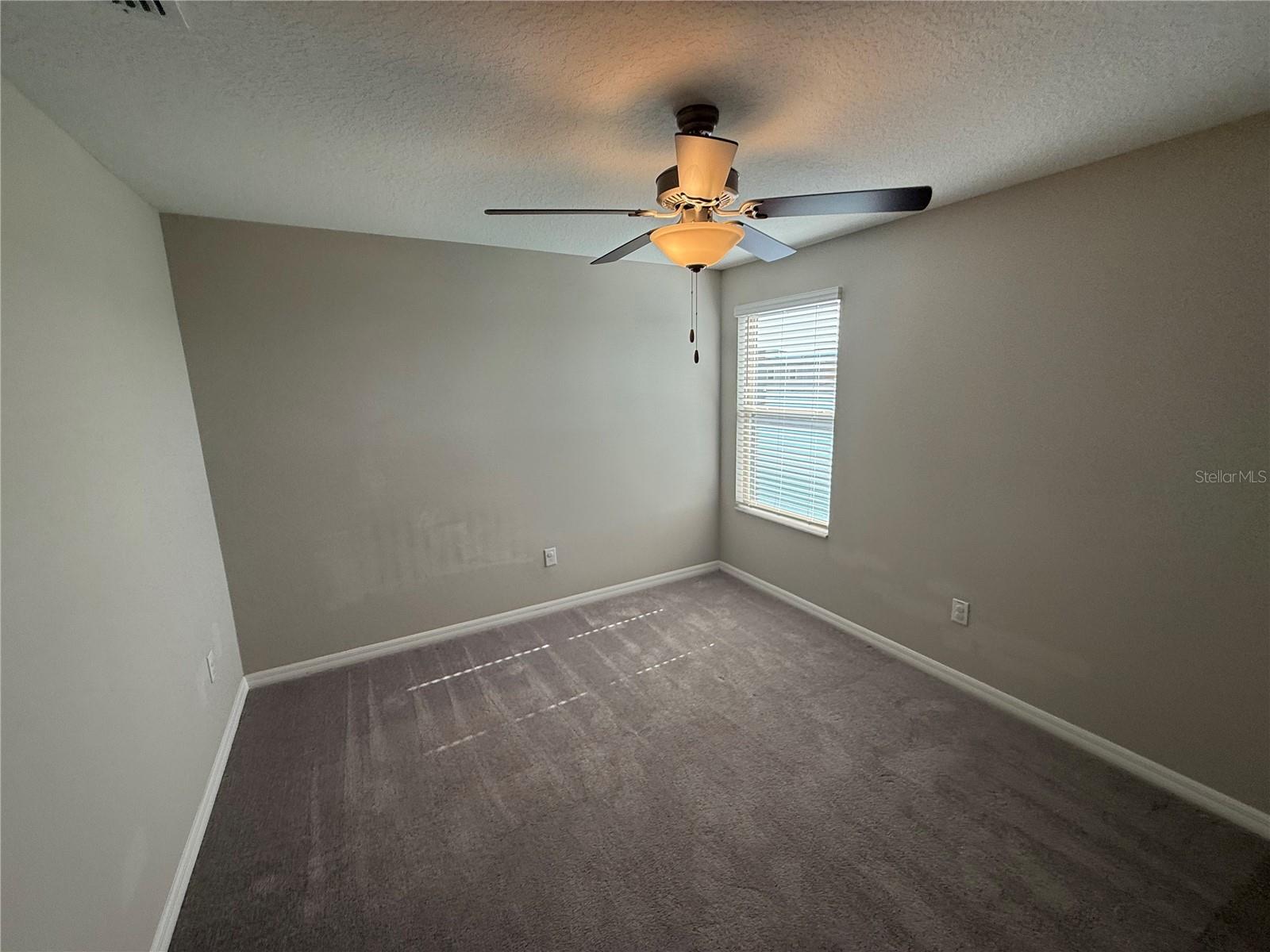 Listing photo id 18 for 9423 Channing Hill Drive