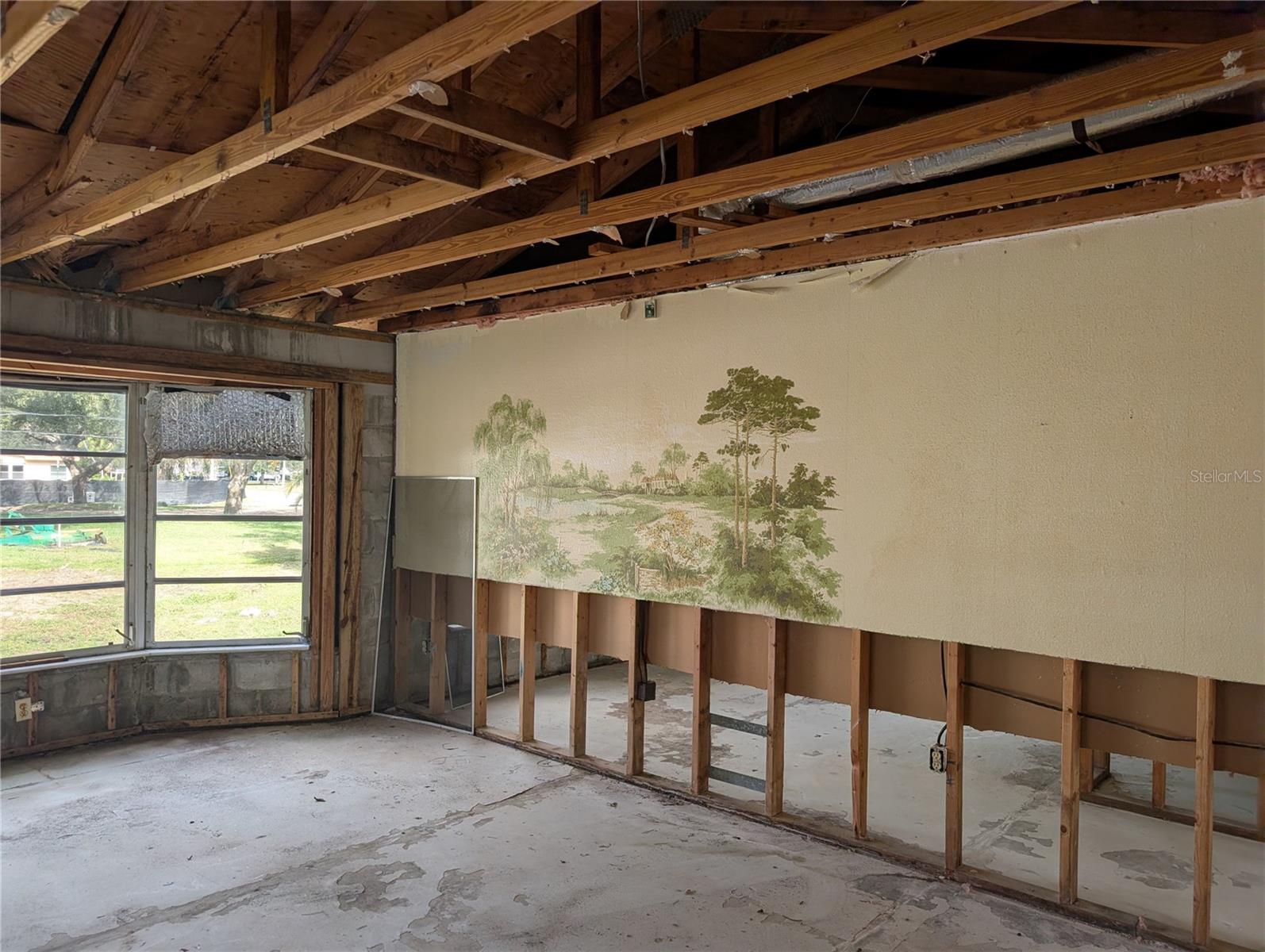 Image 2 of 9 For 111 58th Avenue S