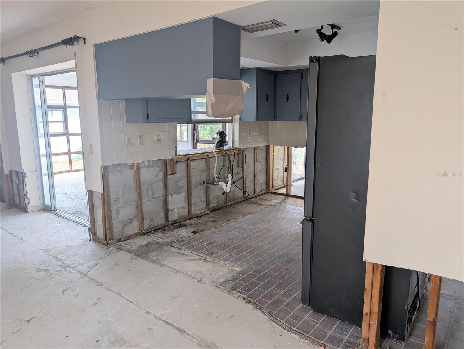 Image 5 of 9 For 111 58th Avenue S