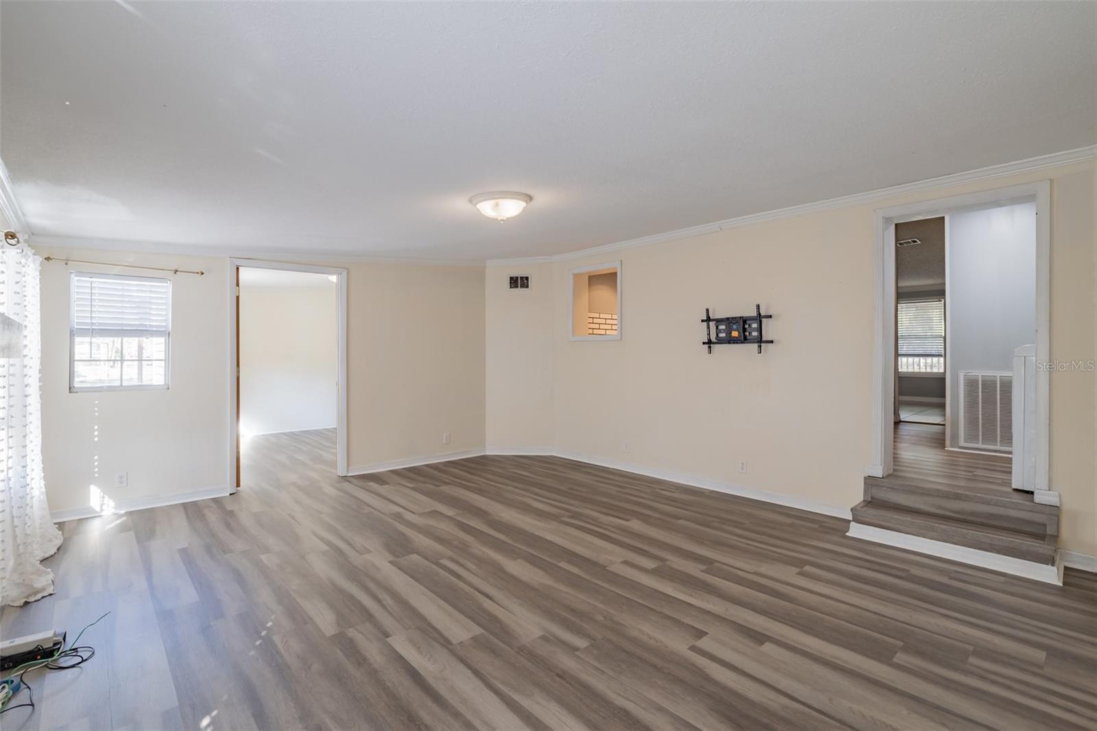 Image 17 of 48 For 18832 Dorman Road