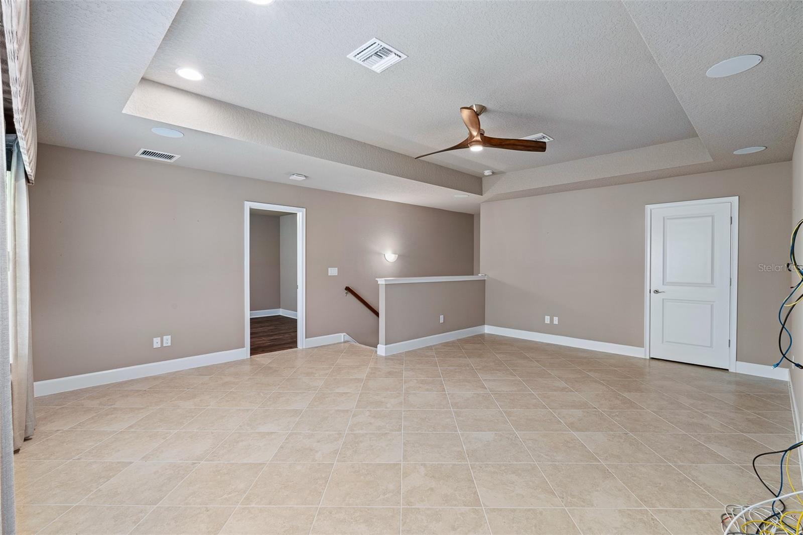 Image 32 of 47 For 829 Pinewood Drive